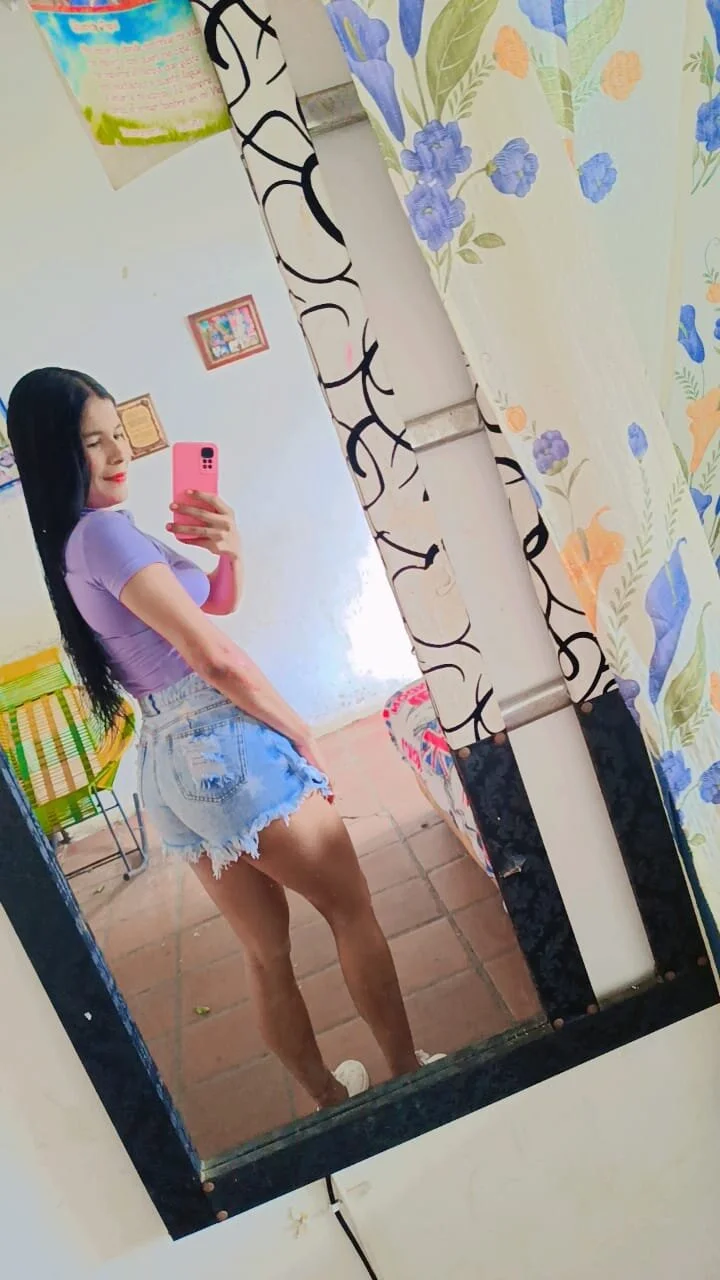 XXX Porn Photo of Nude innocent_destruction_x 4