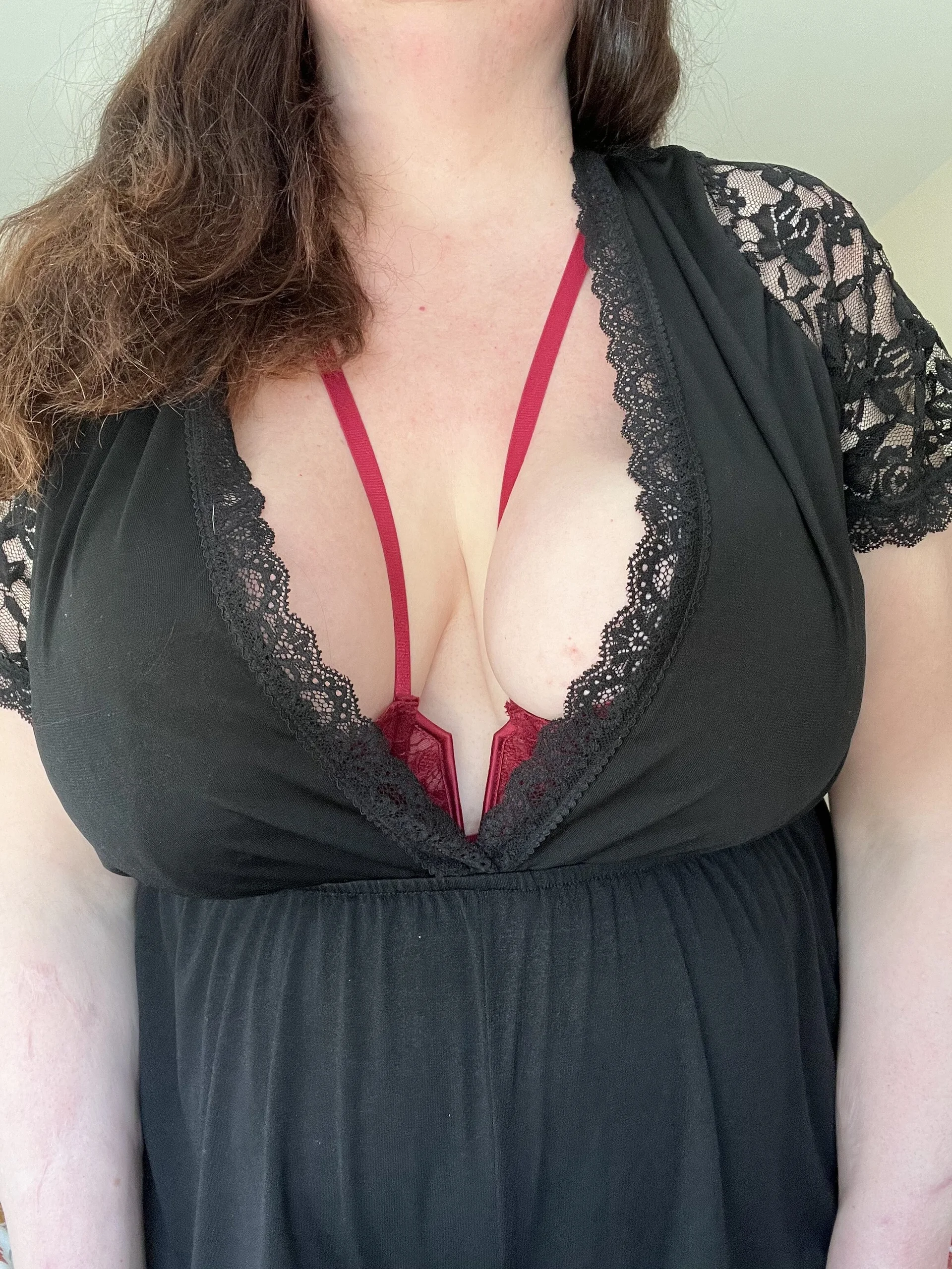 XXX Porn Photo of Nude curvy-milf-abbie 18