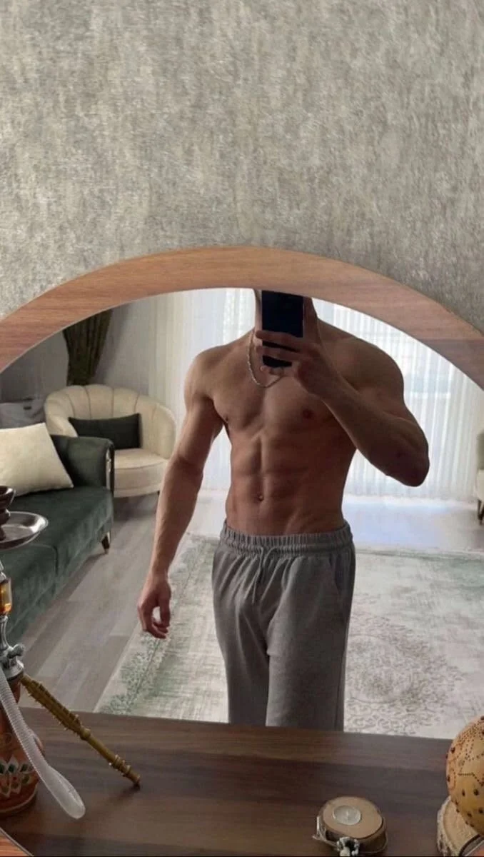 XXX Porn Photo of Nude KeenedGreat 4