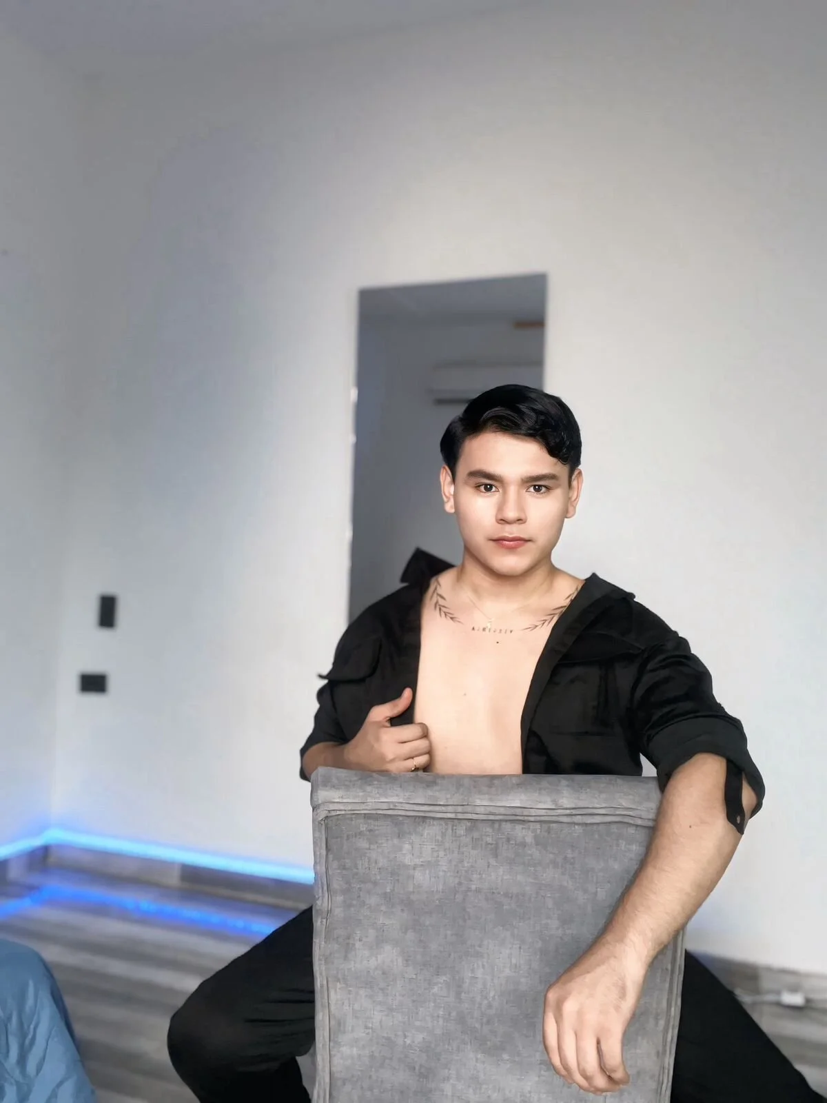 XXX Porn Photo of Nude NoahVance 10