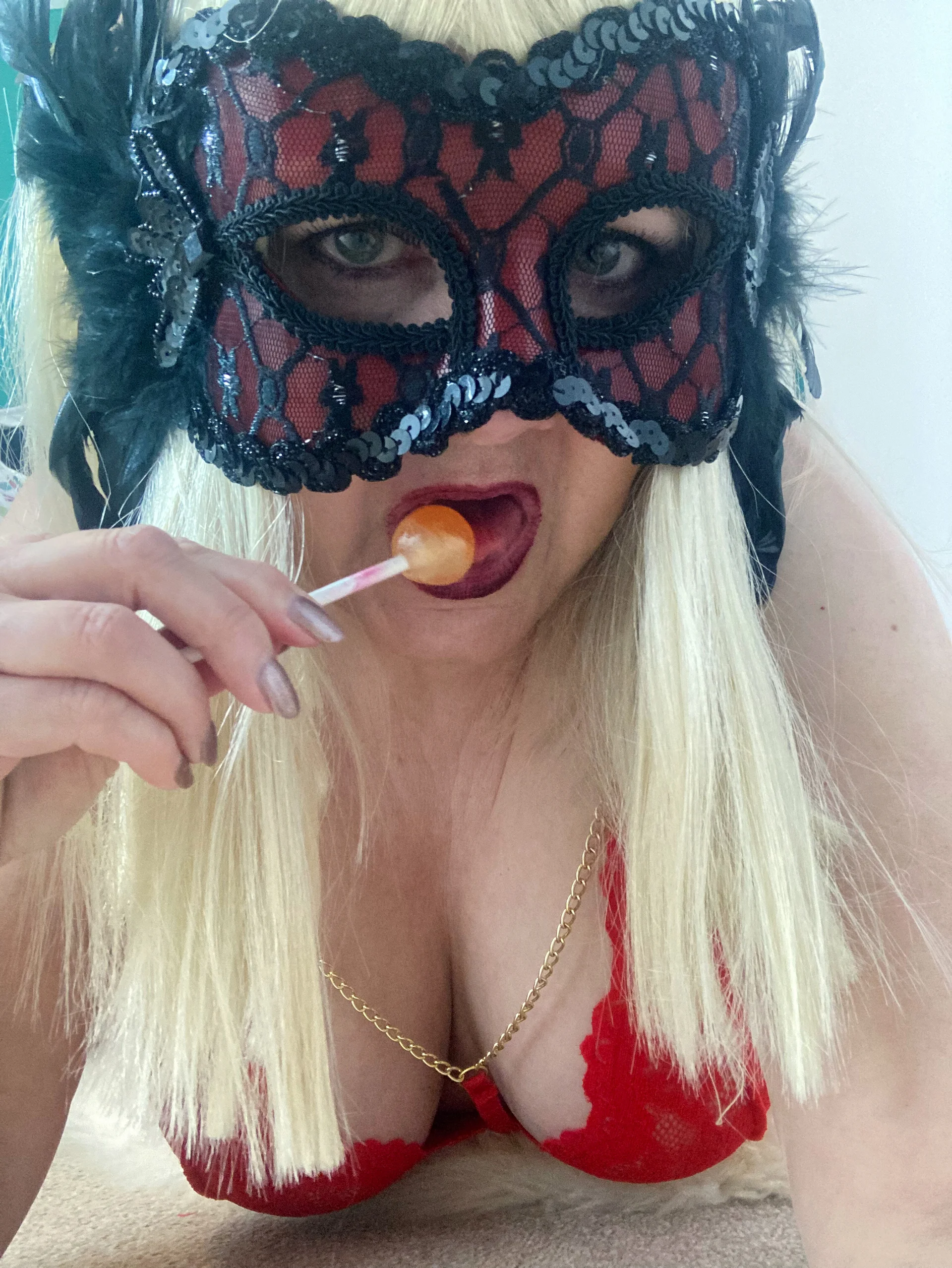 XXX Porn Photo of Nude Raven_Magical_Milf 10