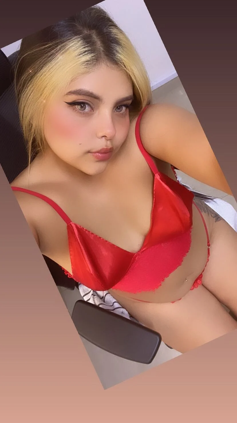 XXX Porn Photo of Nude Lucy_carter_ 13