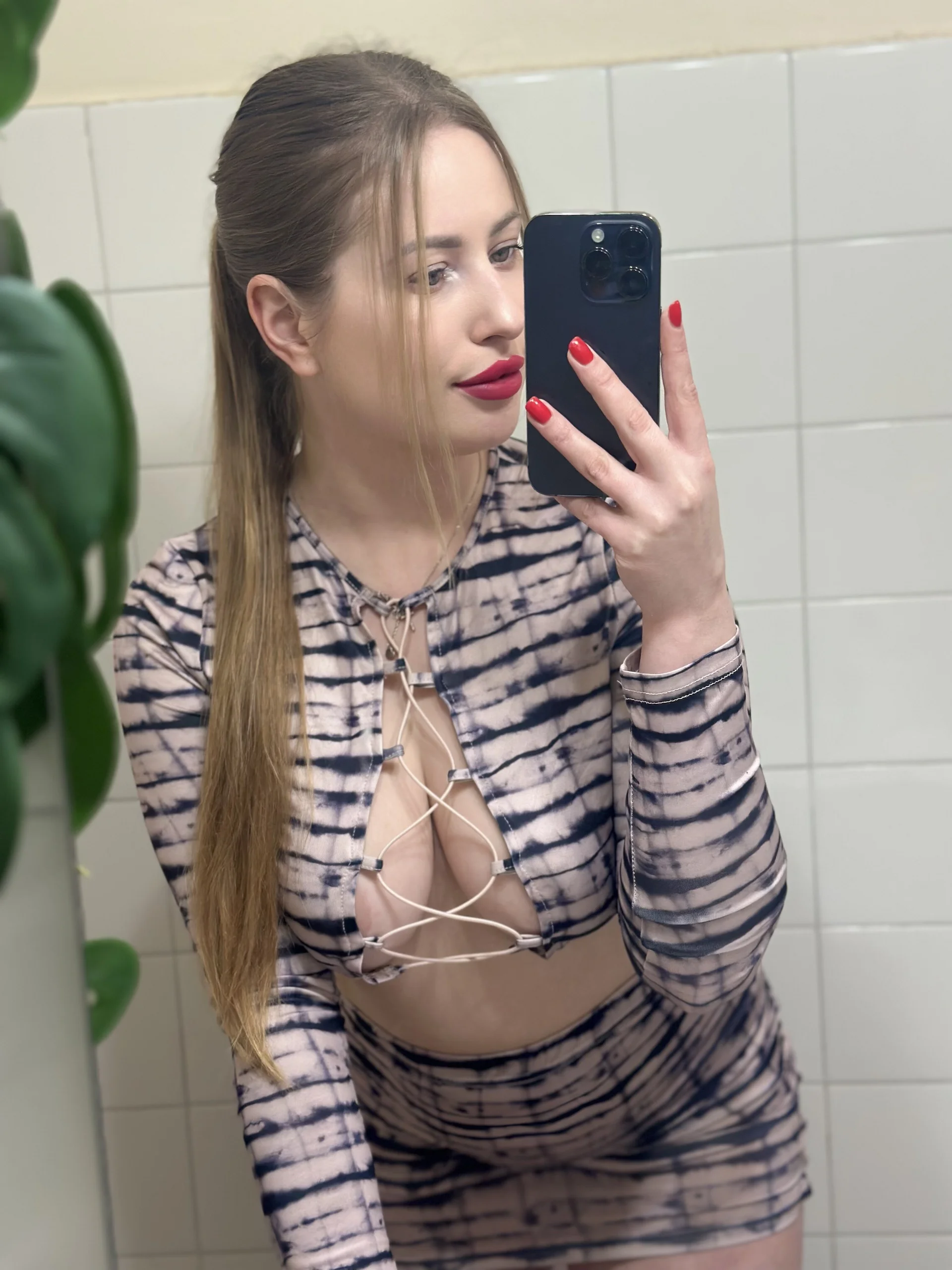 XXX Porn Photo of Nude AlisaWhite 11
