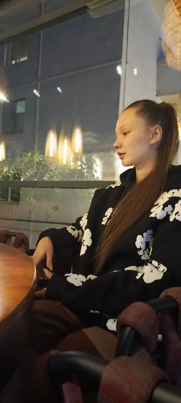 XXX Porn Photo of Nude MelonyFlockhart 6