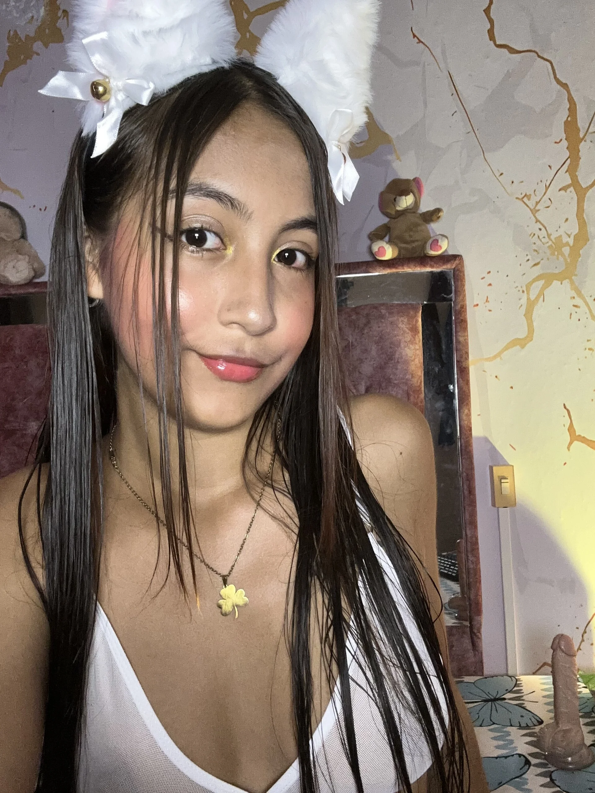 XXX Porn Photo of Nude Luna_star3 7