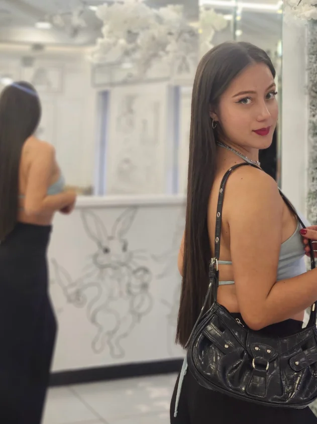 XXX Porn Photo of Nude caro_gemm 3