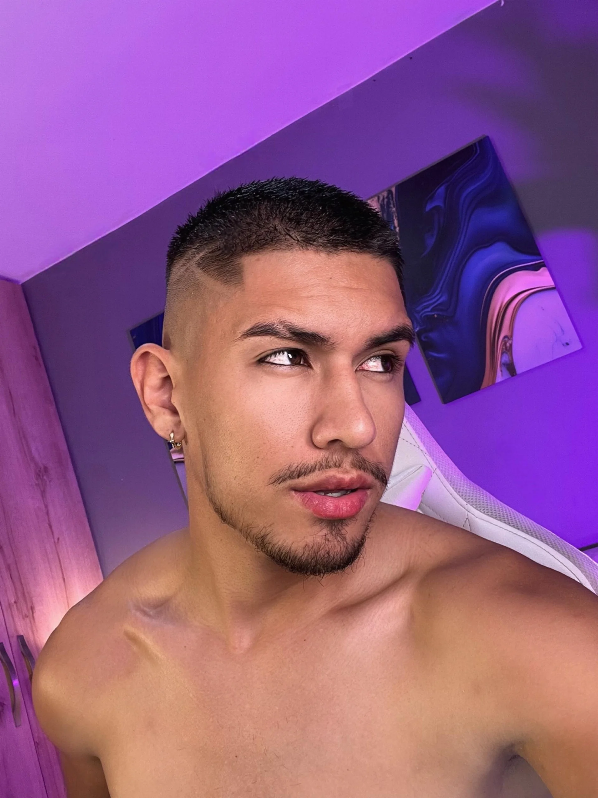 XXX Porn Photo of Nude Aaronfox_x 90