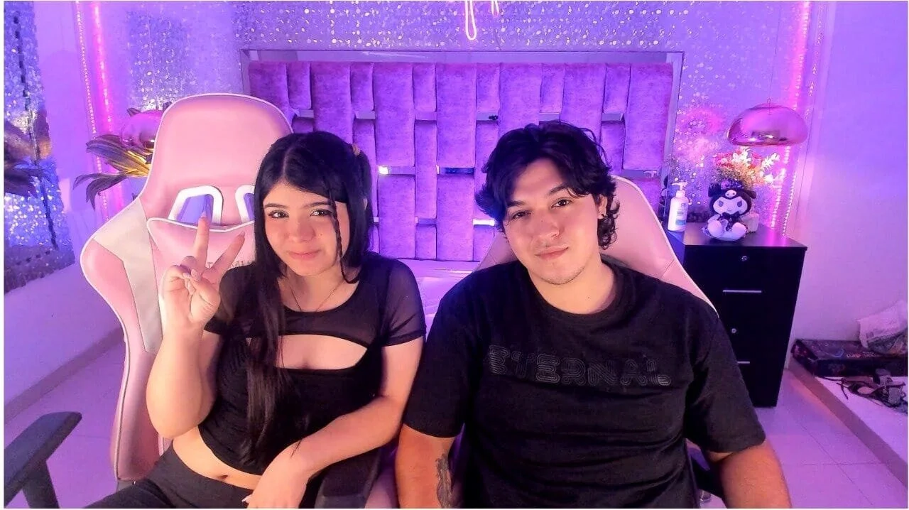 XXX Porn Photo of Nude EmilyAndAndrew 5