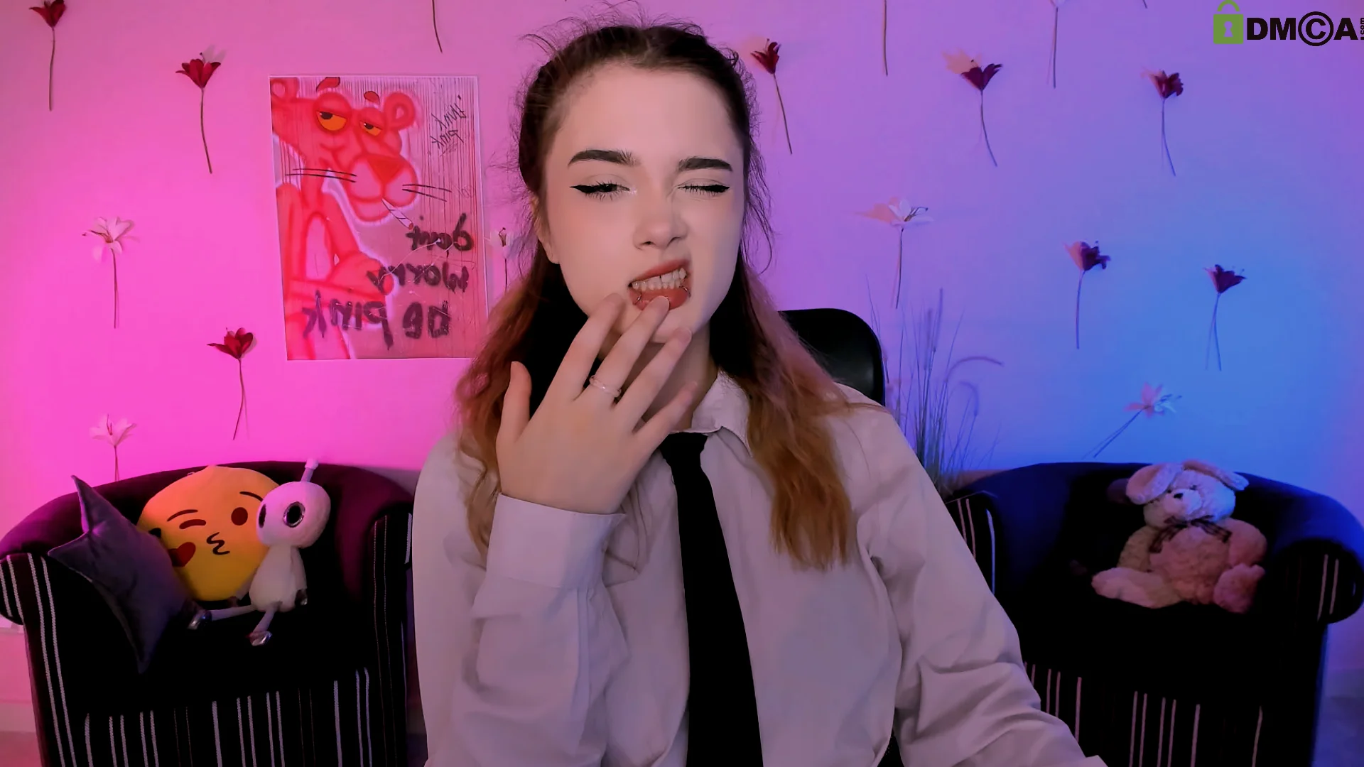 XXX Porn Photo of Nude liana_kisses 150