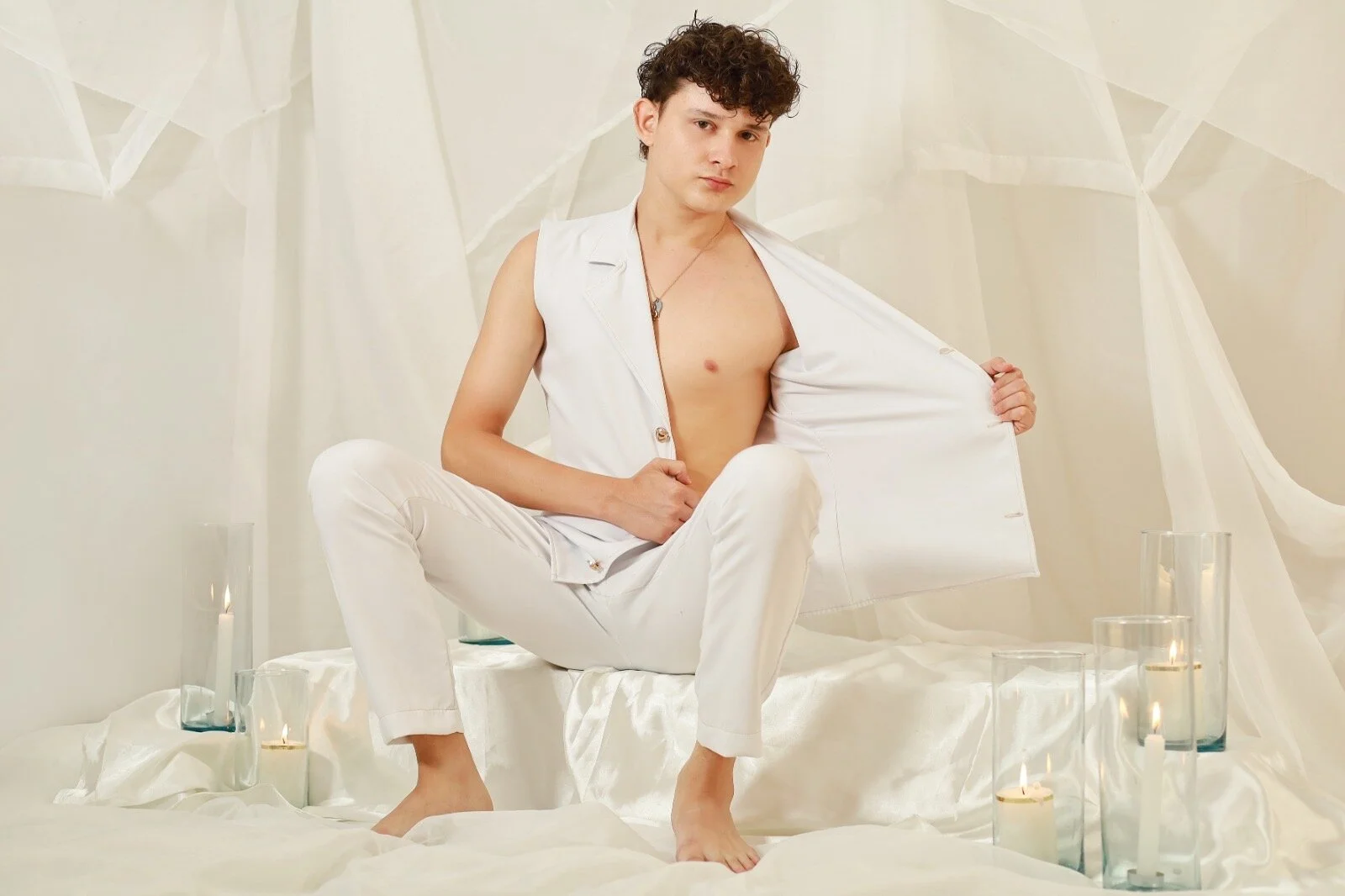 XXX Porn Photo of Nude Nathan_Bluee 203
