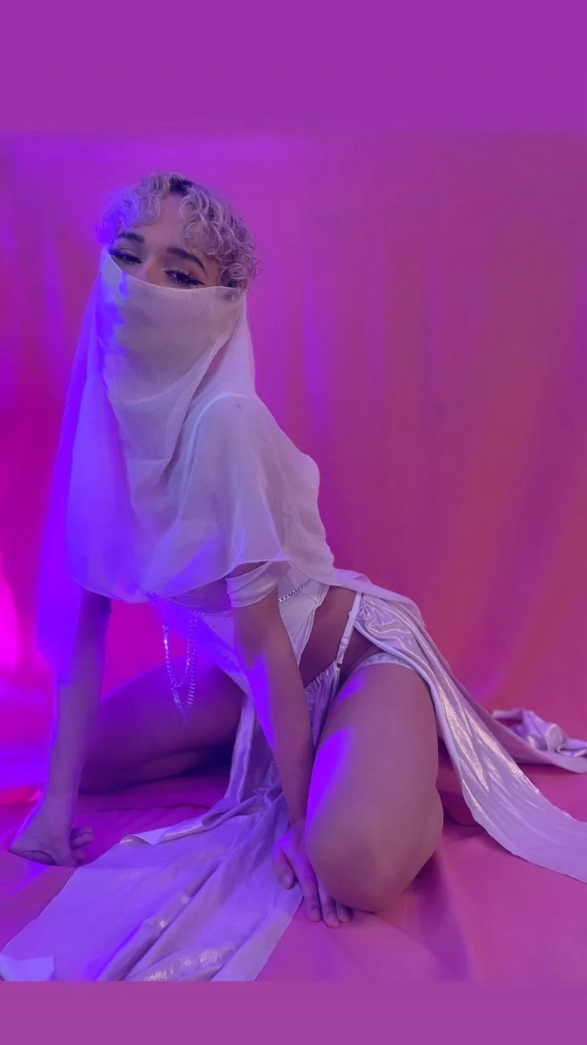 XXX Porn Photo of Nude valentinee_xo 6