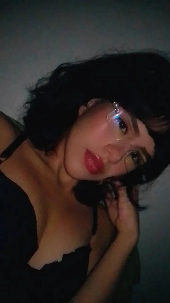 XXX Porn Photo of Nude Selena_squirt77 3