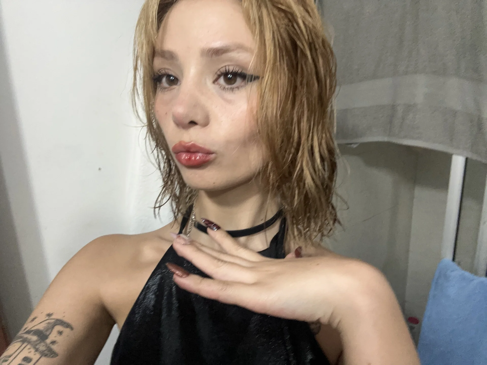 XXX Porn Photo of Nude ari_kat 93