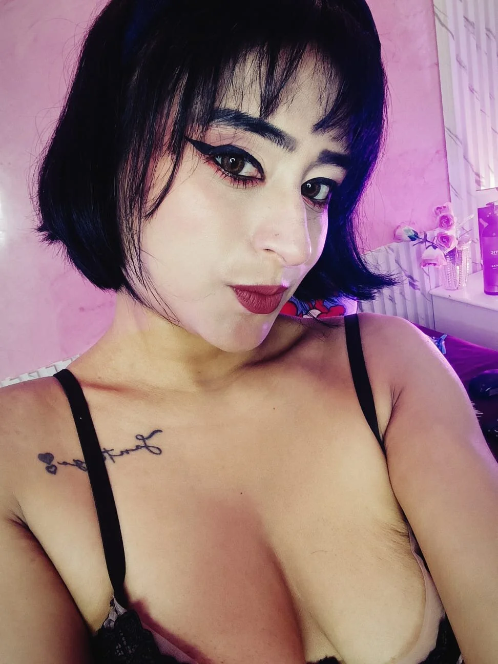 XXX Porn Photo of Nude Mia_Tailor_Bms 19