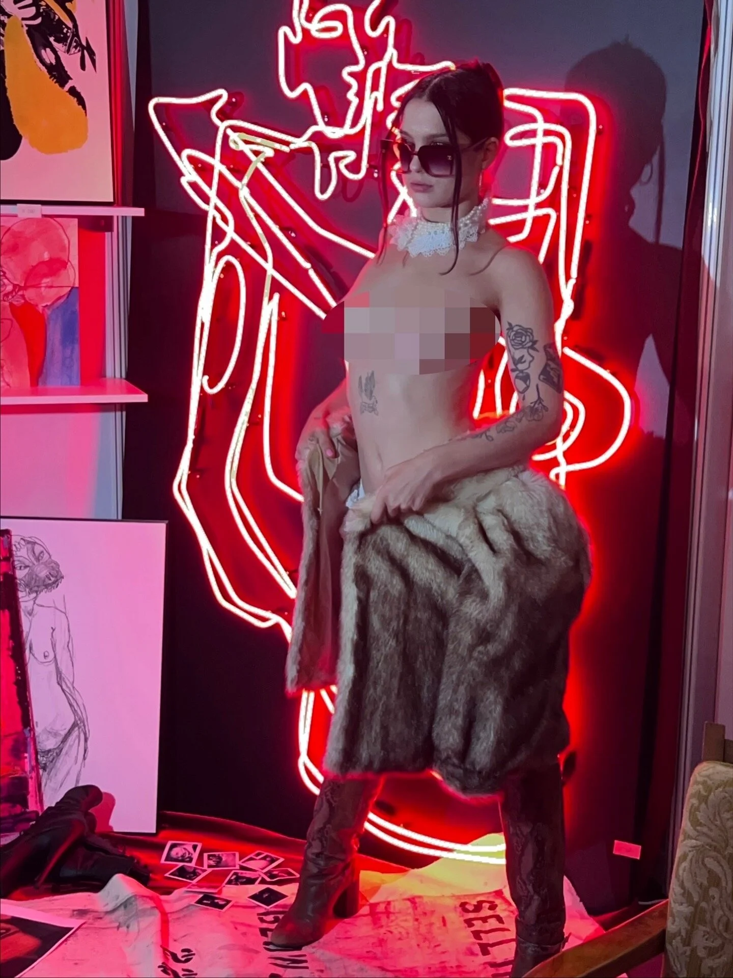 XXX Porn Photo of Nude zoefox-vip 9