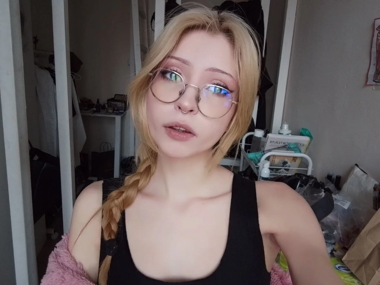 XXX Porn Photo of Nude Bella_Cloud 3