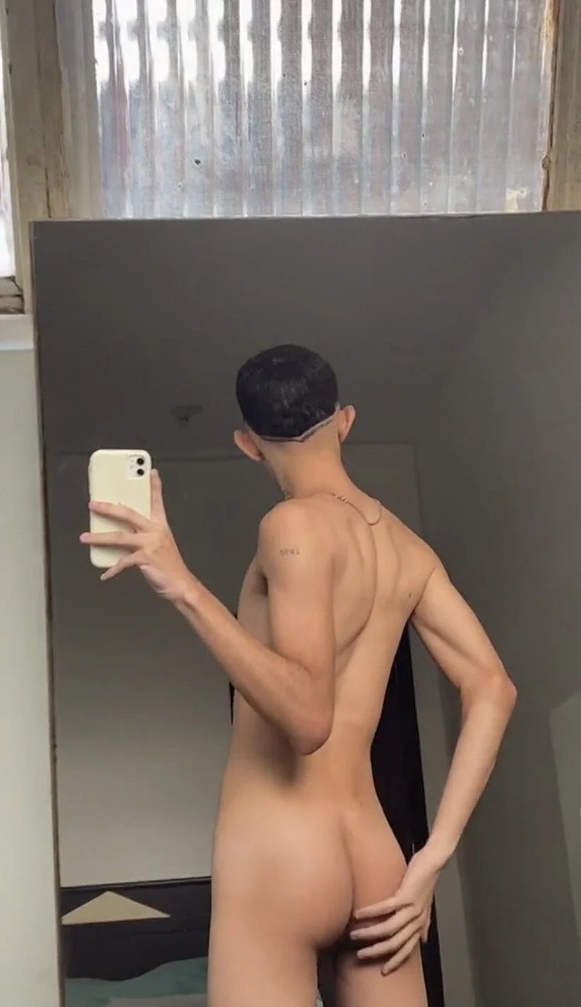 XXX Porn Photo of Nude Fox_kesy 4