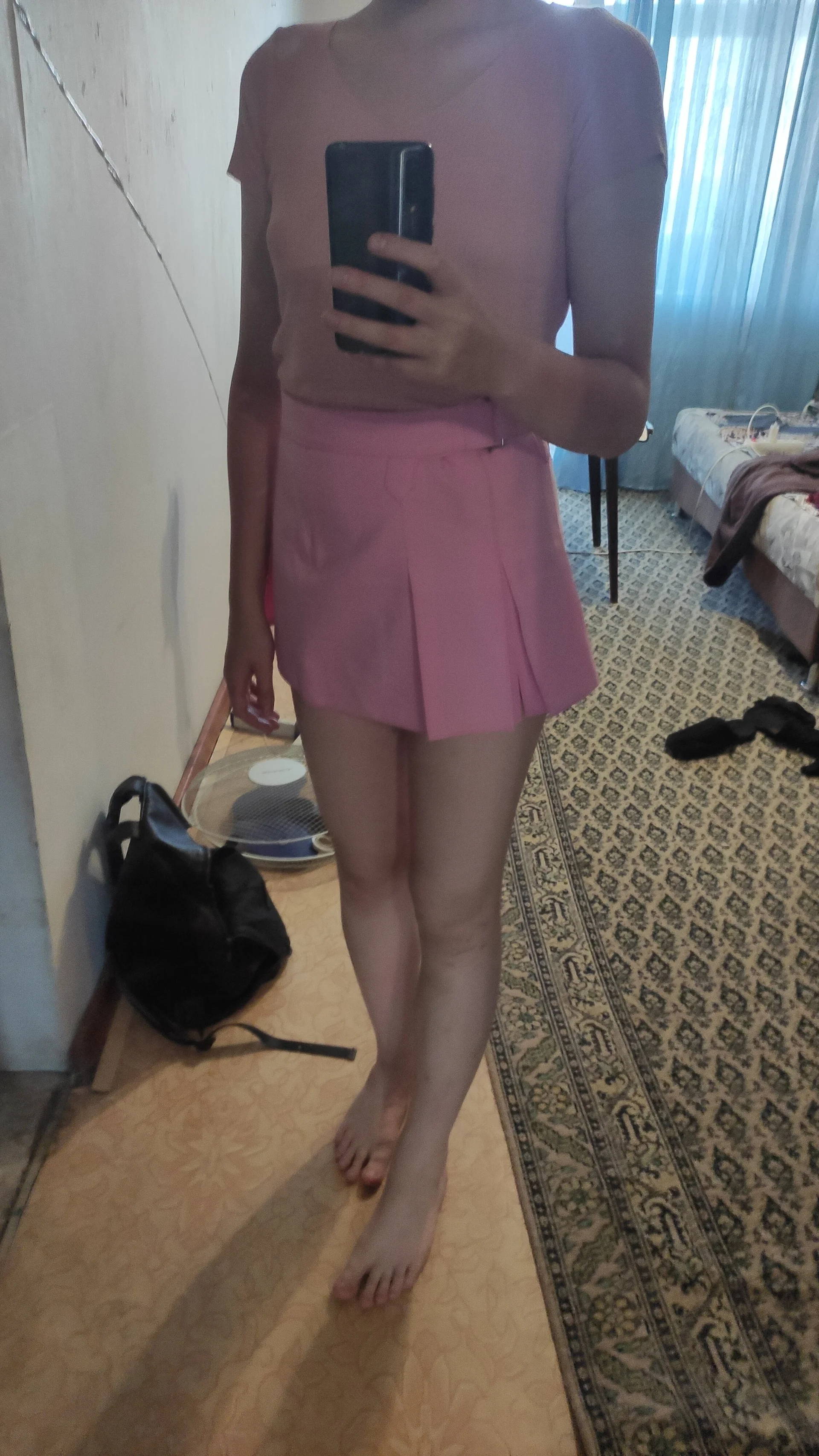 XXX Porn Photo of Nude RoasHouren 5