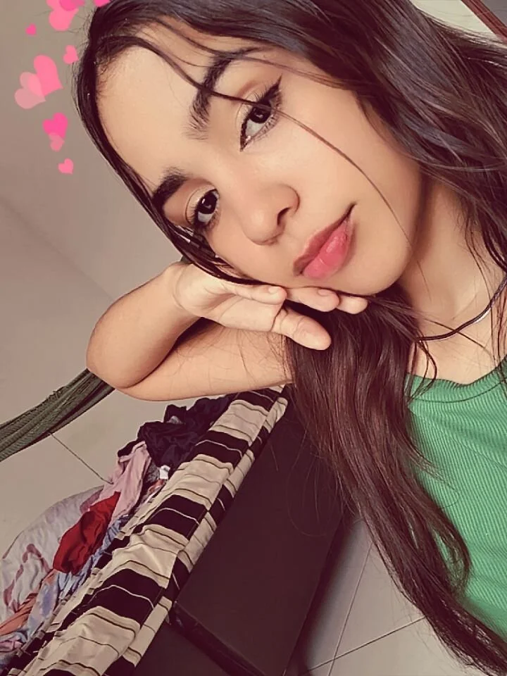 XXX Porn Photo of Nude skinnysofia18 24