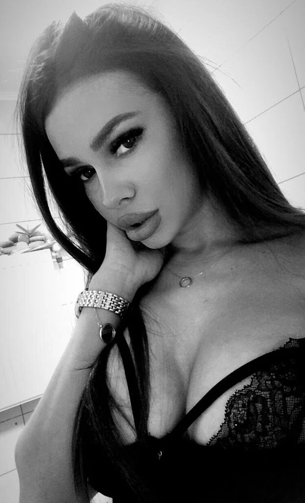 XXX Porn Photo of Nude Selena_Reeves 17