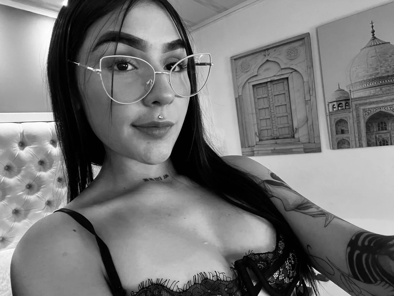 XXX Porn Photo of Nude Velvet_Rebel15 90