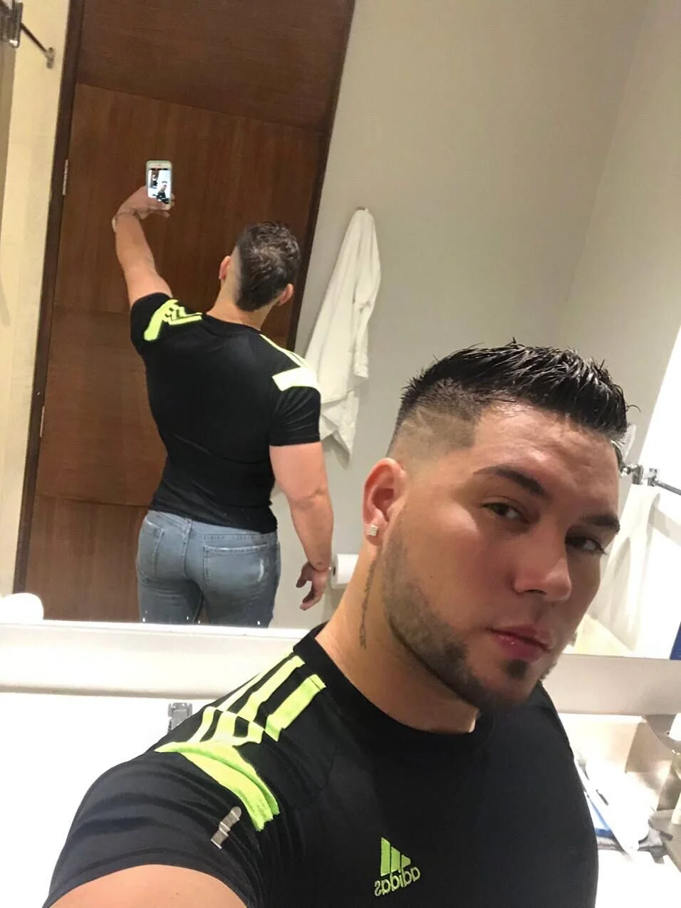 XXX Porn Photo of Nude kyleWils0n__ 4
