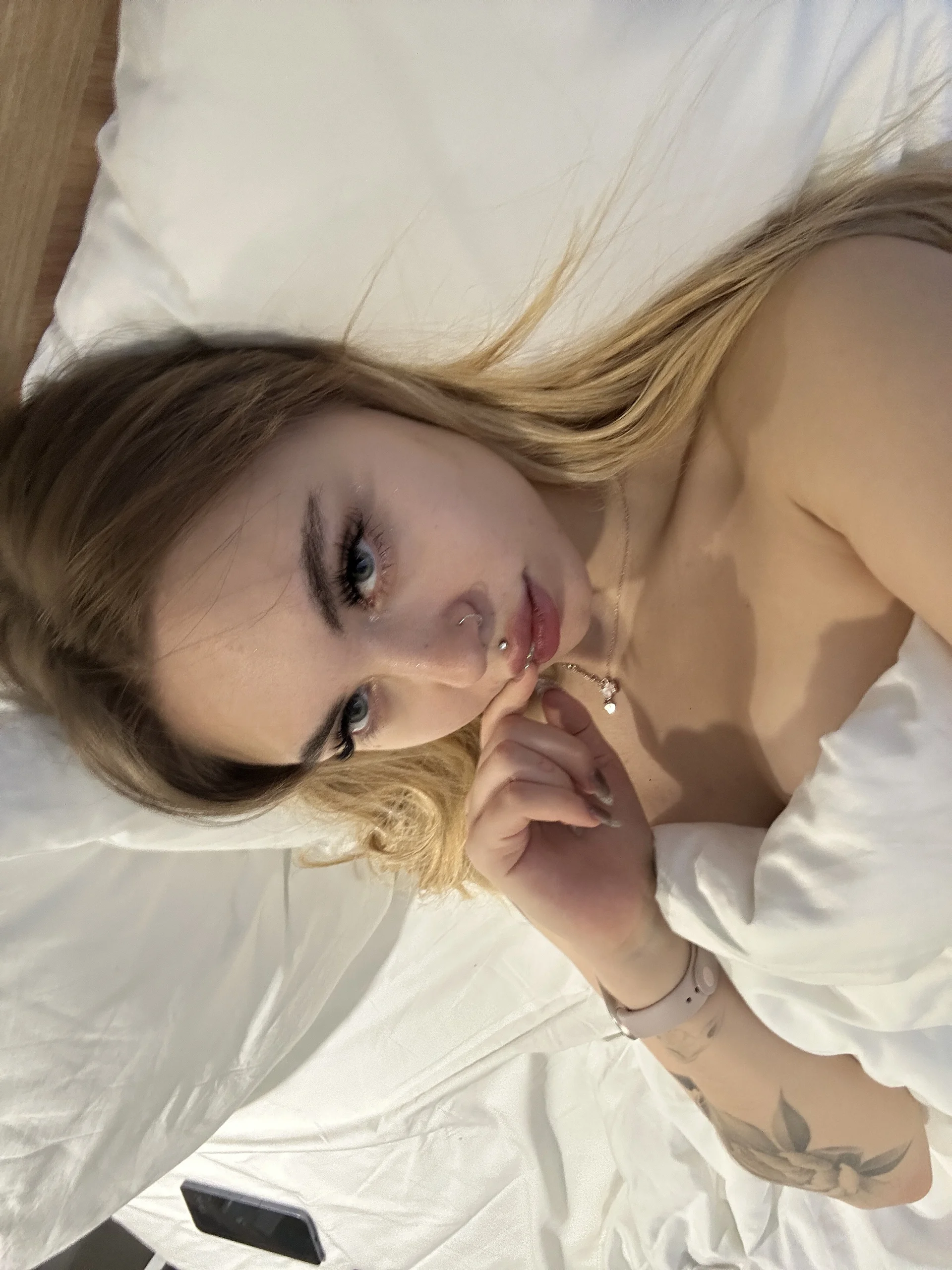 XXX Porn Photo of Nude LunaMillie 29