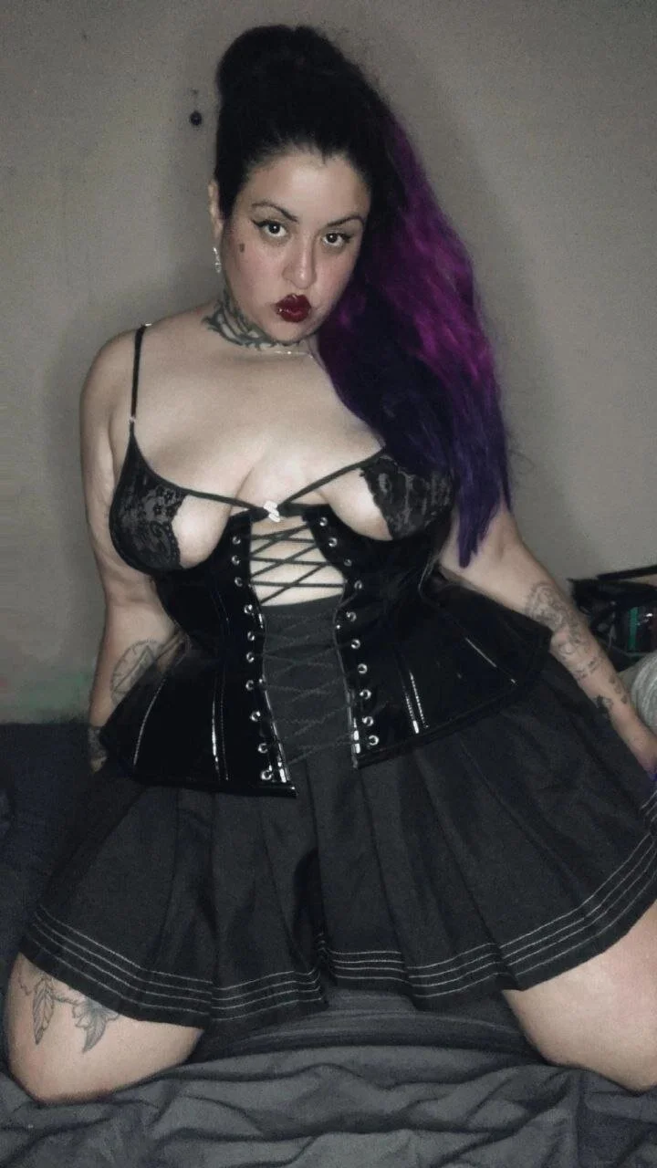 XXX Porn Photo of Nude Lulagoticulona 3