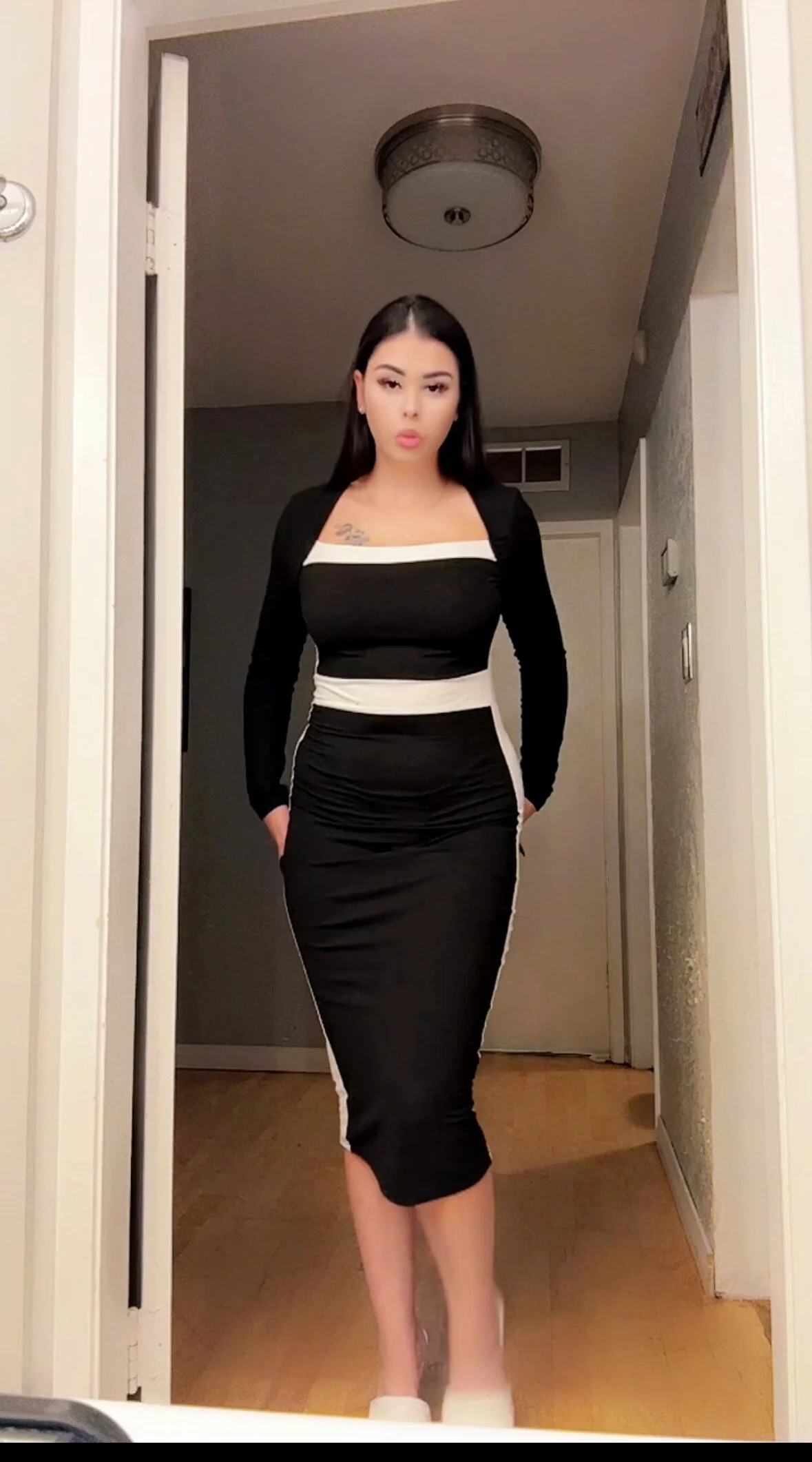 XXX Porn Photo of Nude daniella_monroe 8