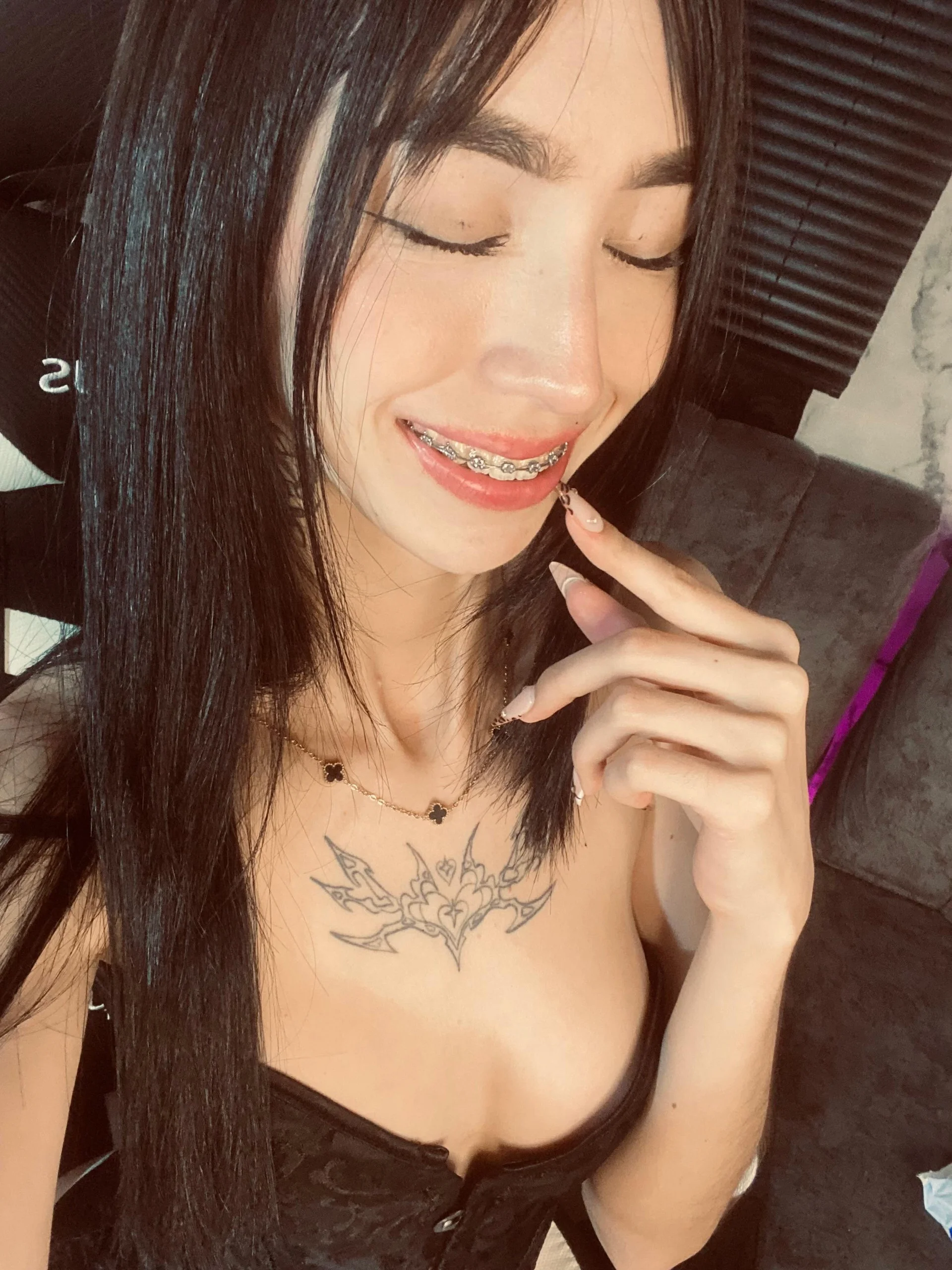 XXX Porn Photo of Nude goldprincesss 9