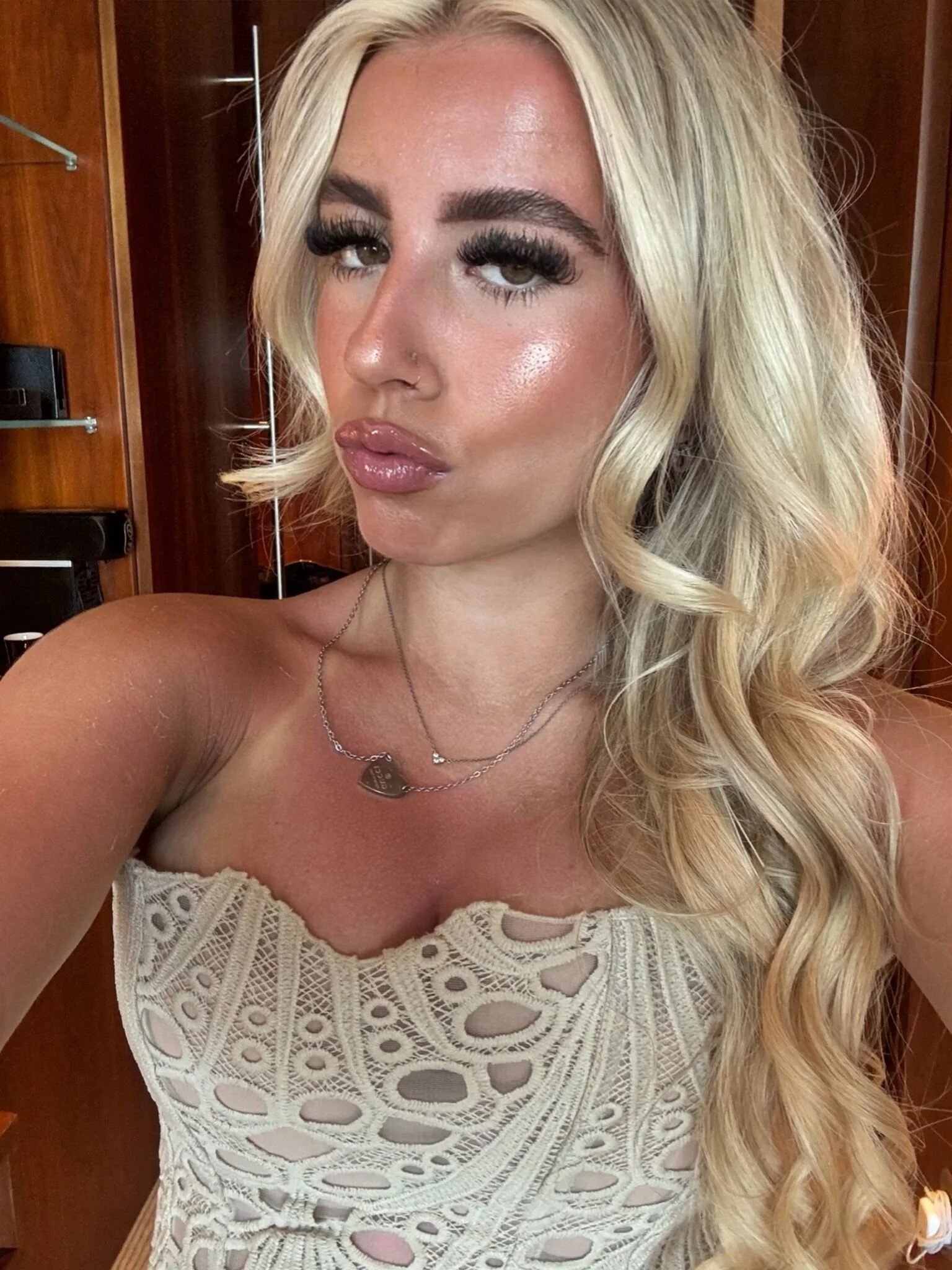 XXX Porn Photo of Nude BlondeBetty 12