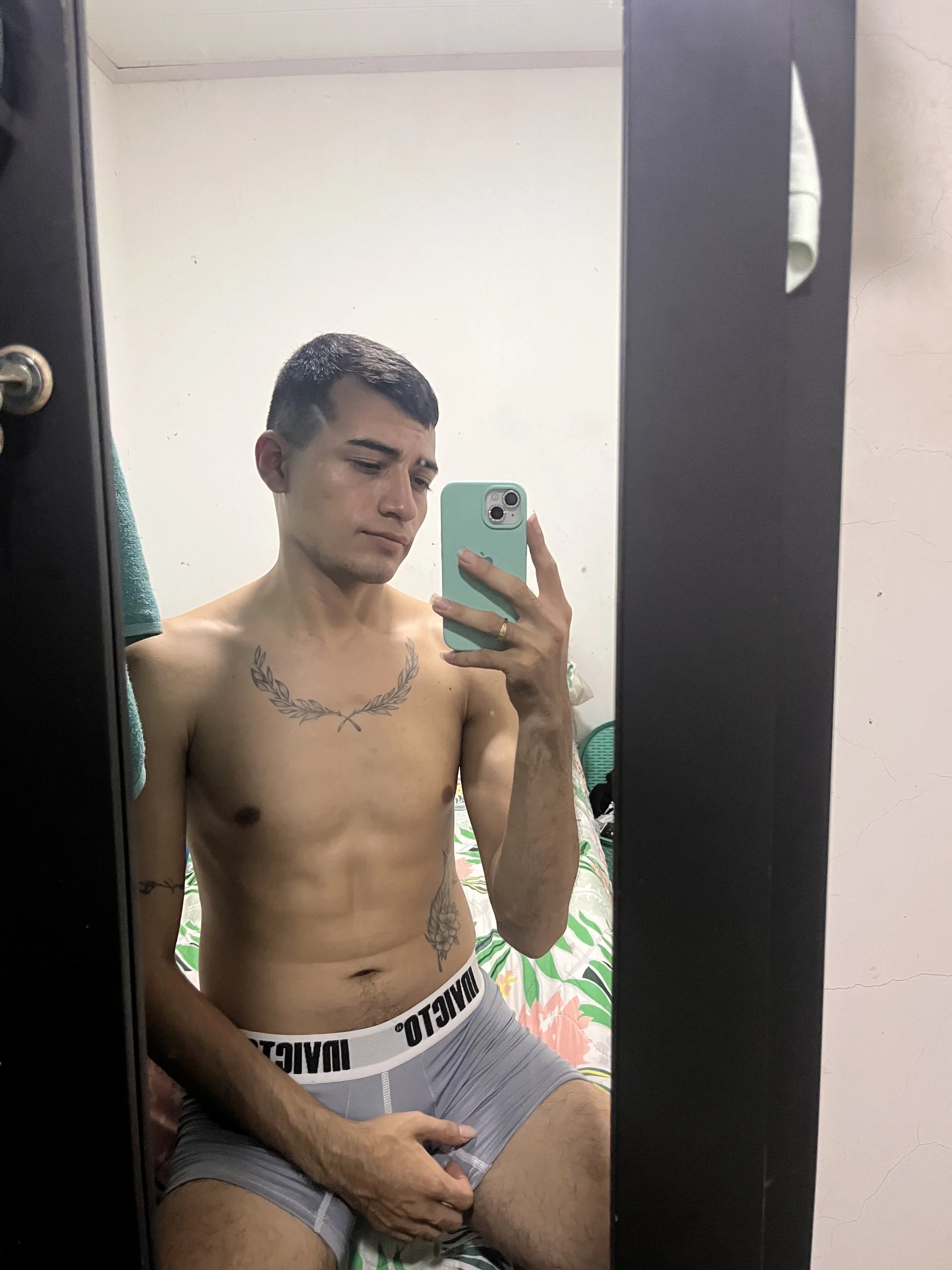 XXX Porn Photo of Nude Owen_carter_ 2