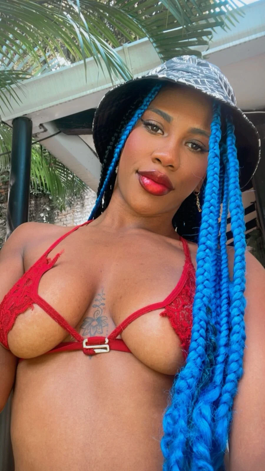 XXX Porn Photo of Nude LucianaaMorena 2