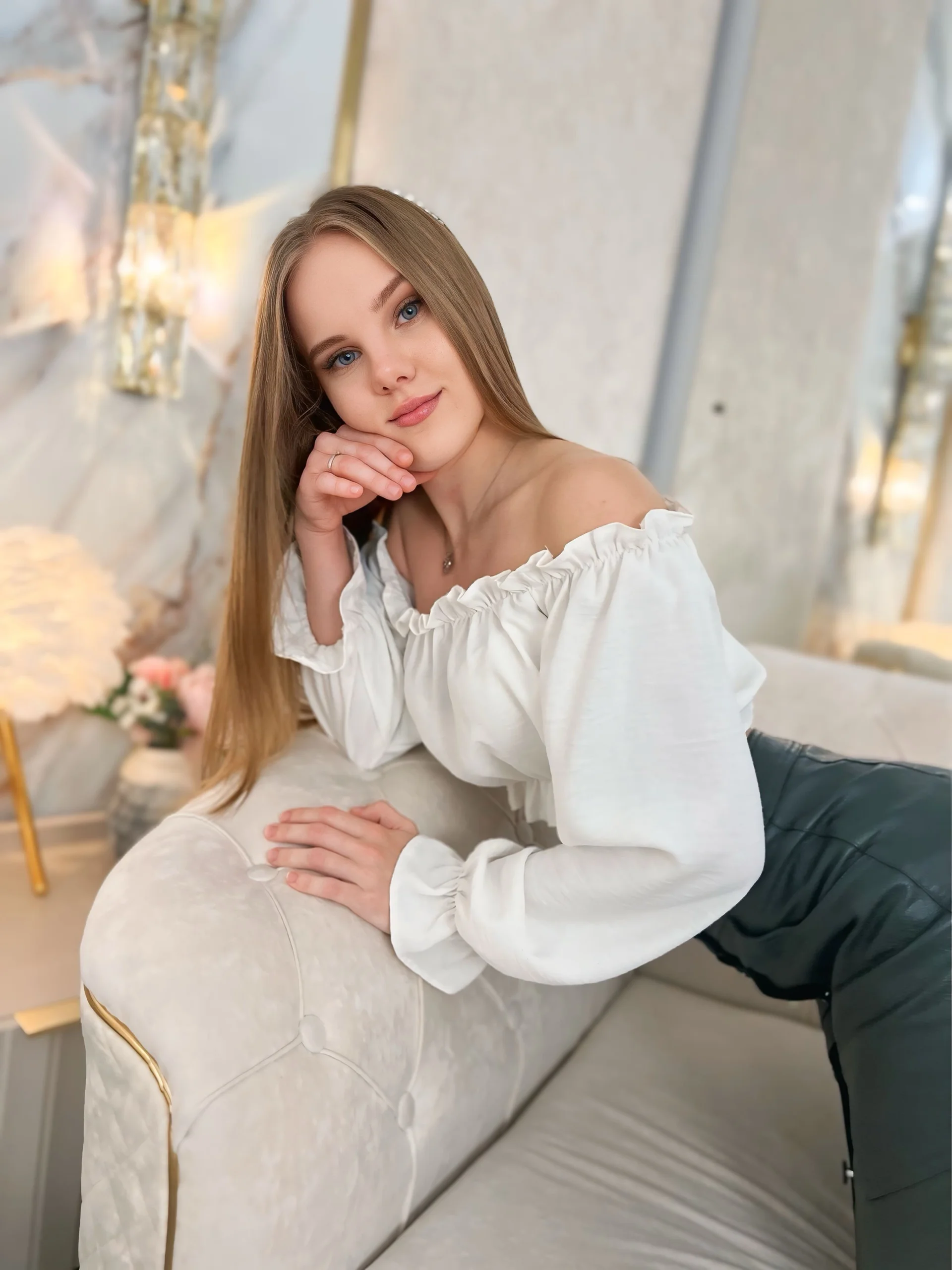 XXX Porn Photo of Nude Lili_Lohan 8