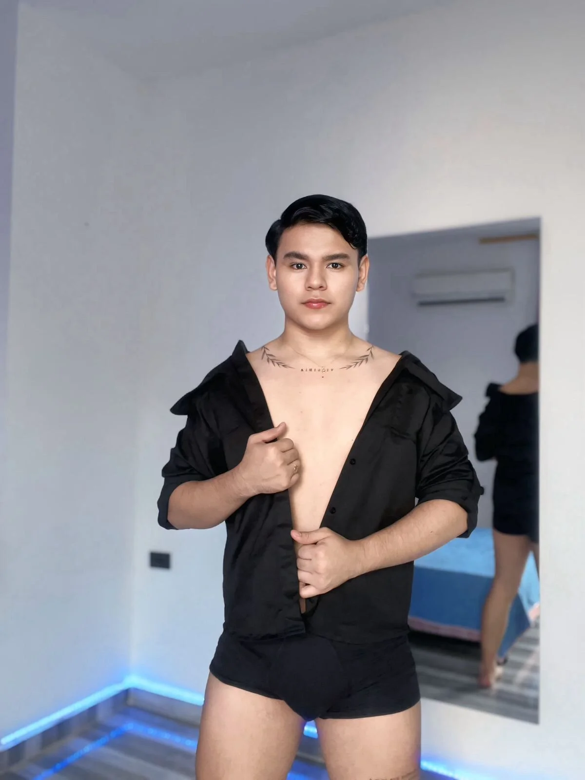 XXX Porn Photo of Nude NoahVance 12