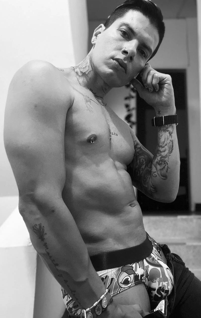 XXX Porn Photo of Nude Alan_Fire 25