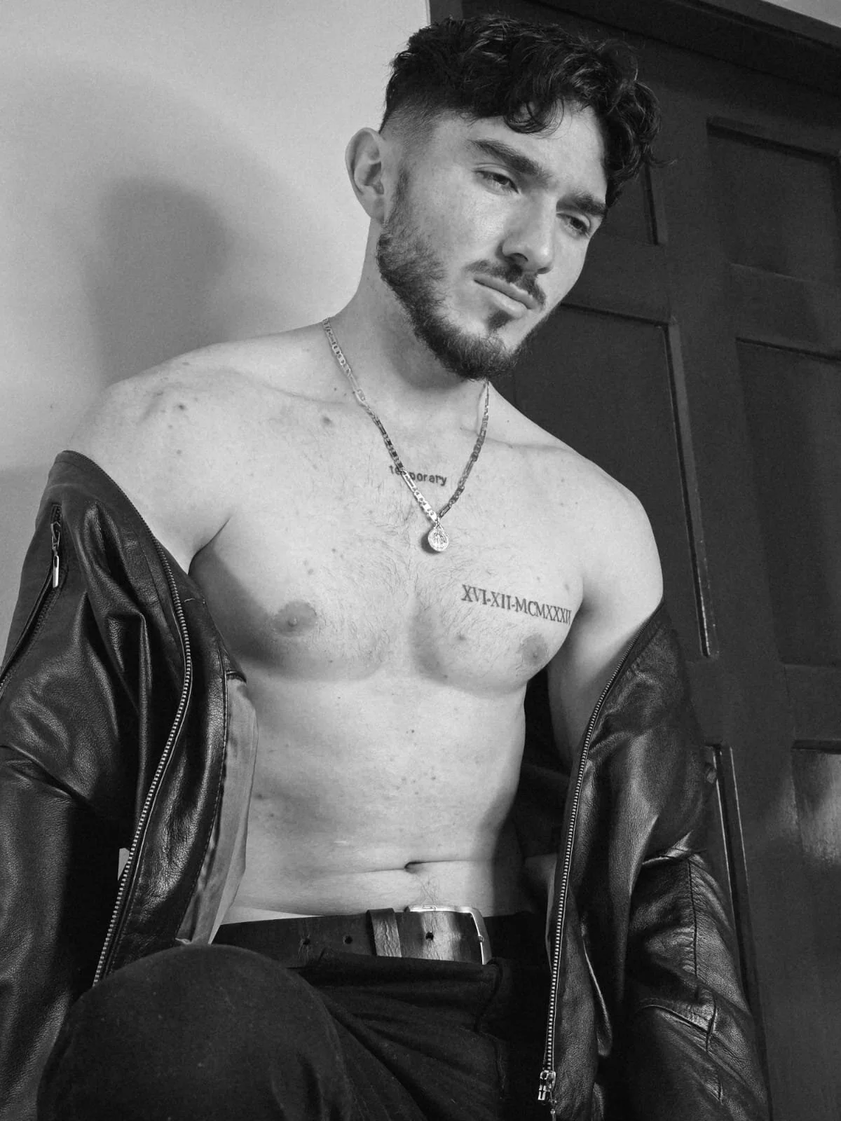 XXX Porn Photo of Nude Dante_Blake1 13