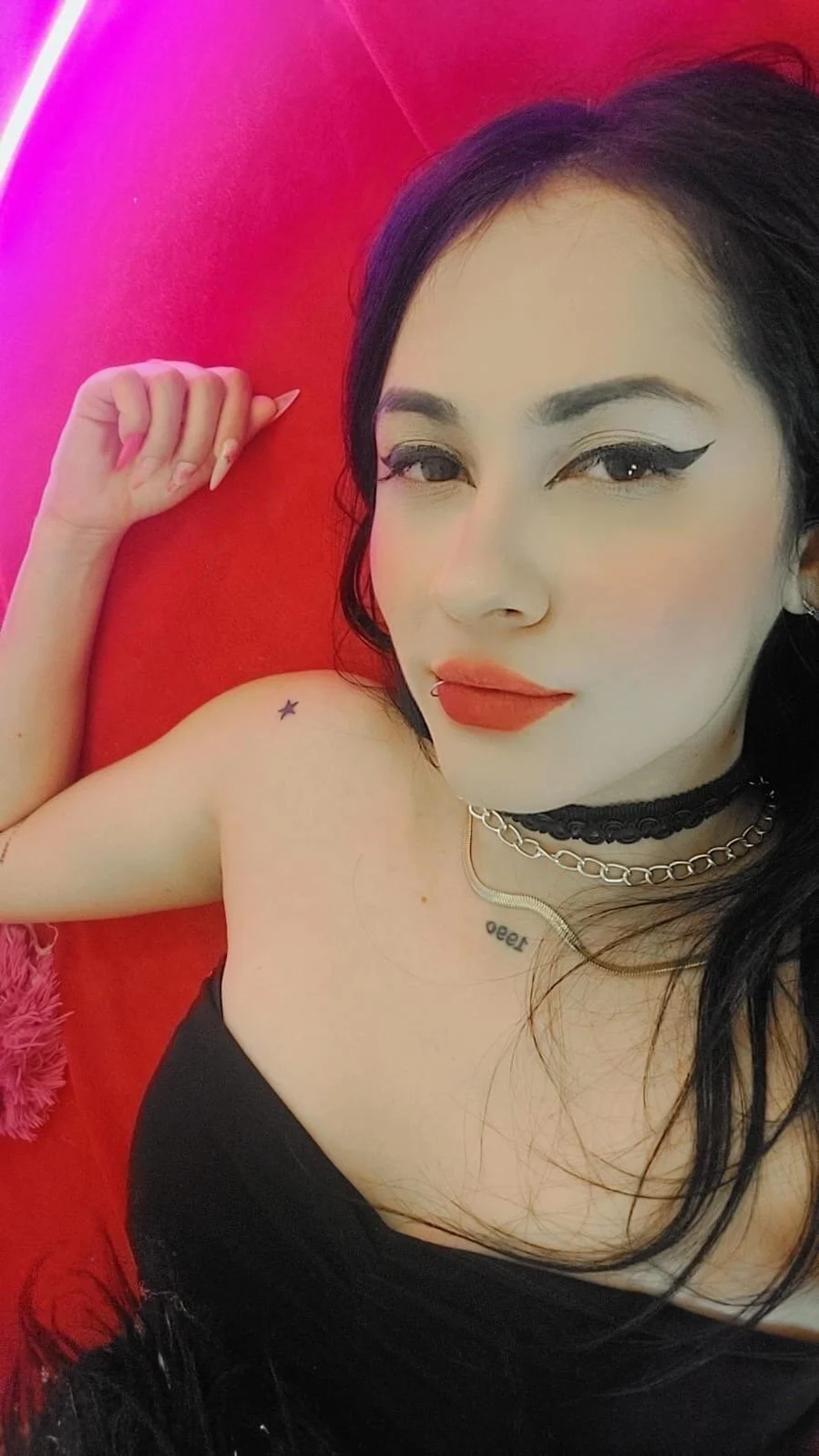 XXX Porn Photo of Nude Charllote23 33