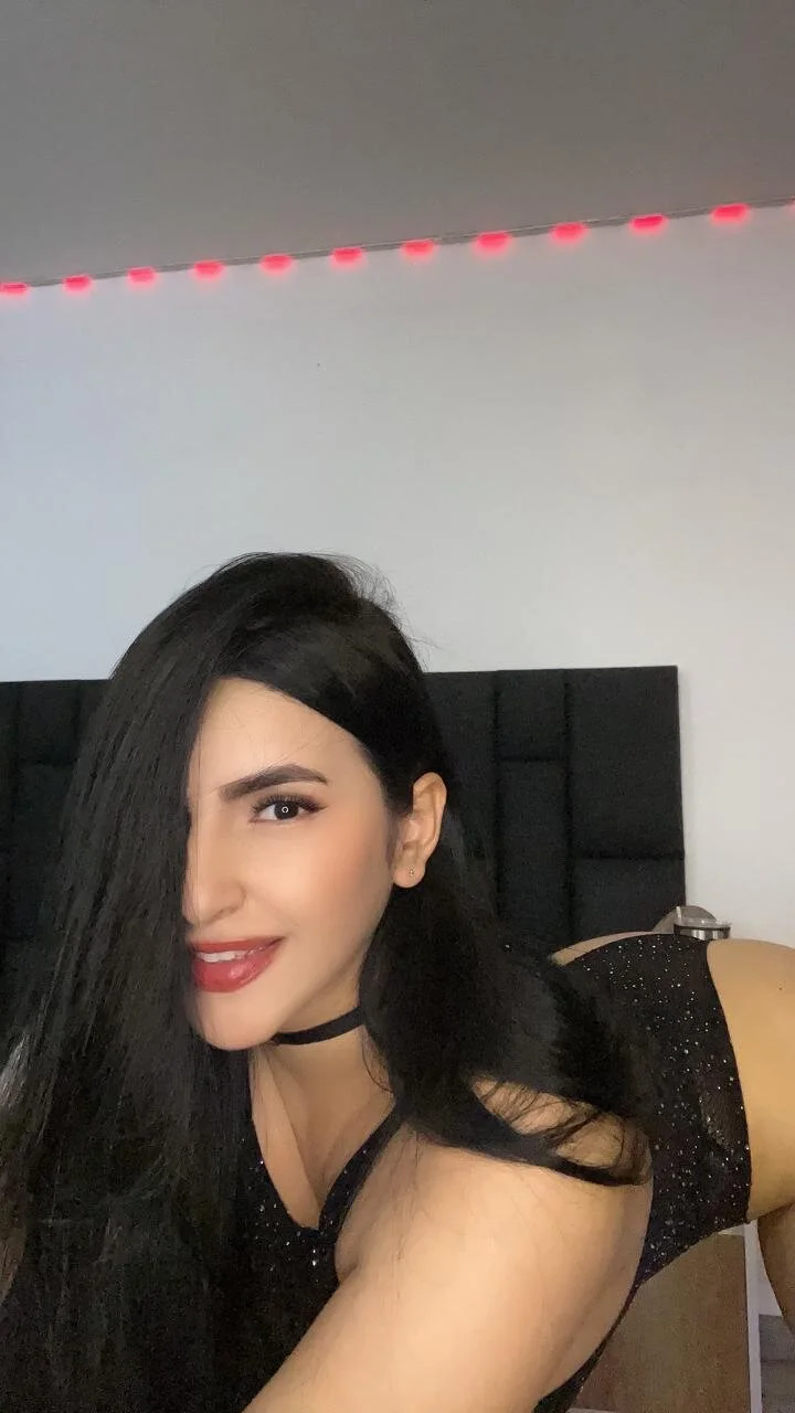 XXX Porn Photo of Nude ChloeHolmes 12