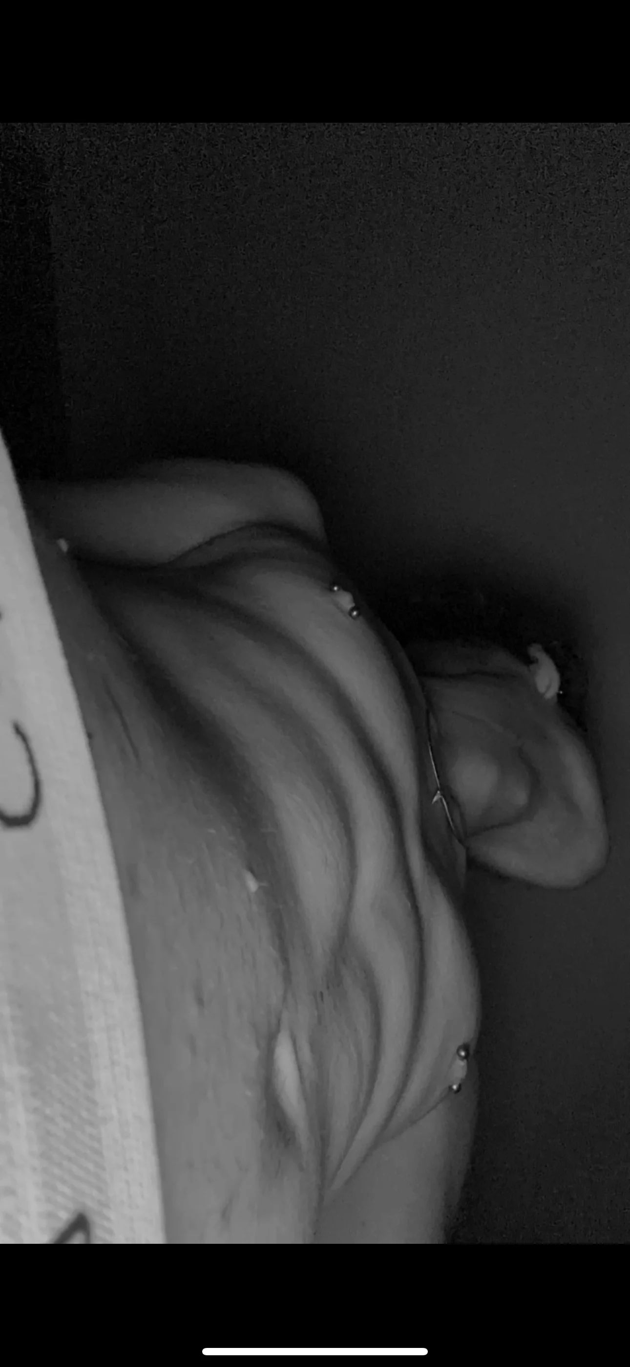 XXX Porn Photo of Nude Eliotthott 2