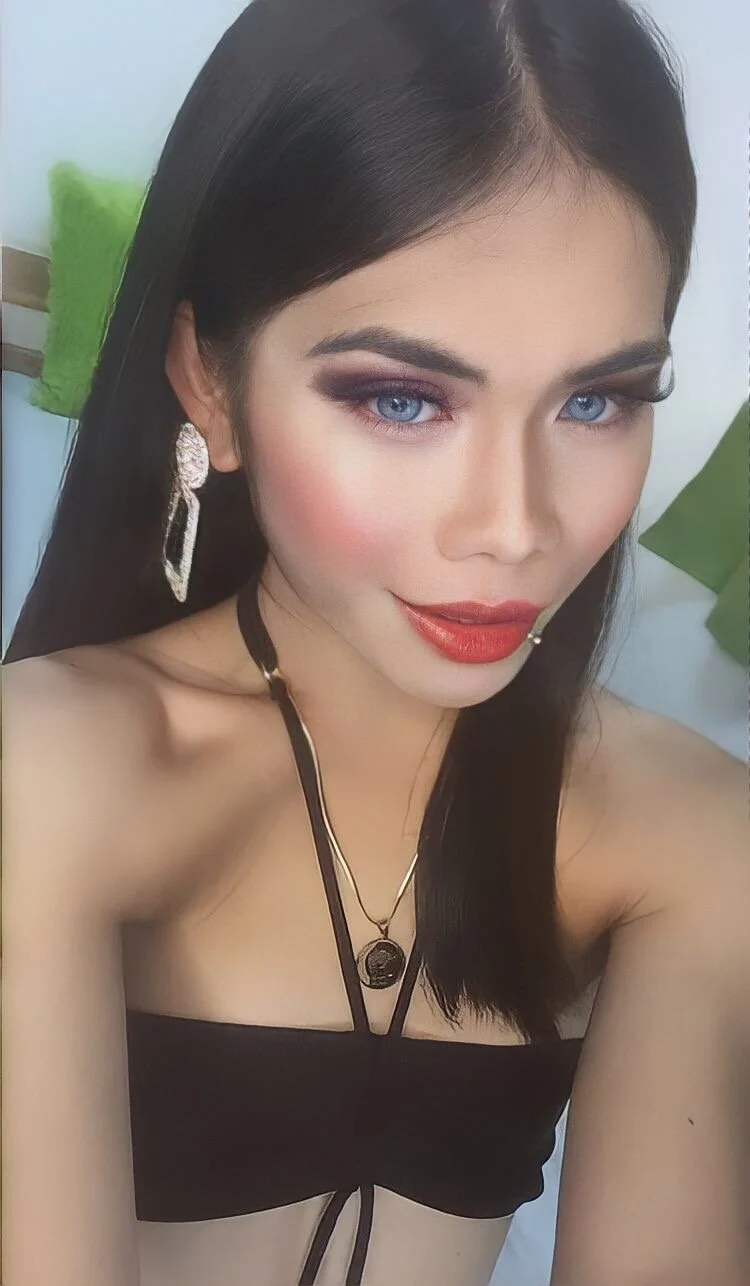 XXX Porn Photo of Nude mikhaylahanderson 7