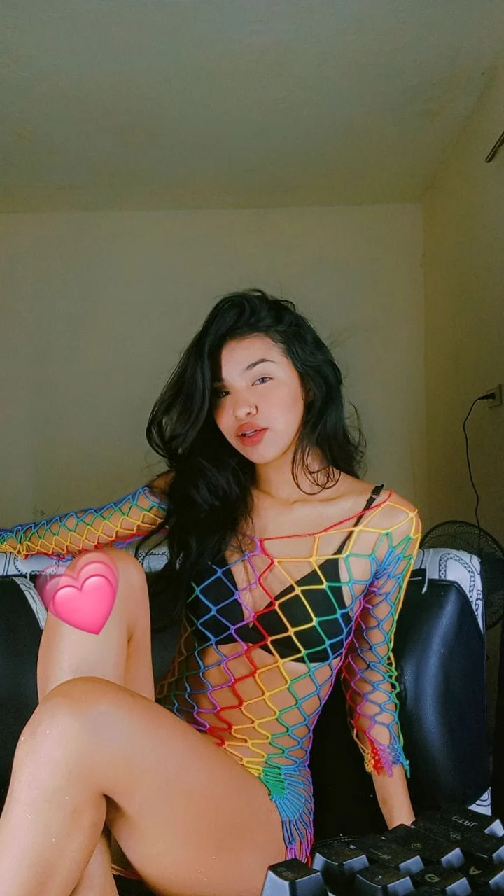 XXX Porn Photo of Nude Elettra_bennet 15