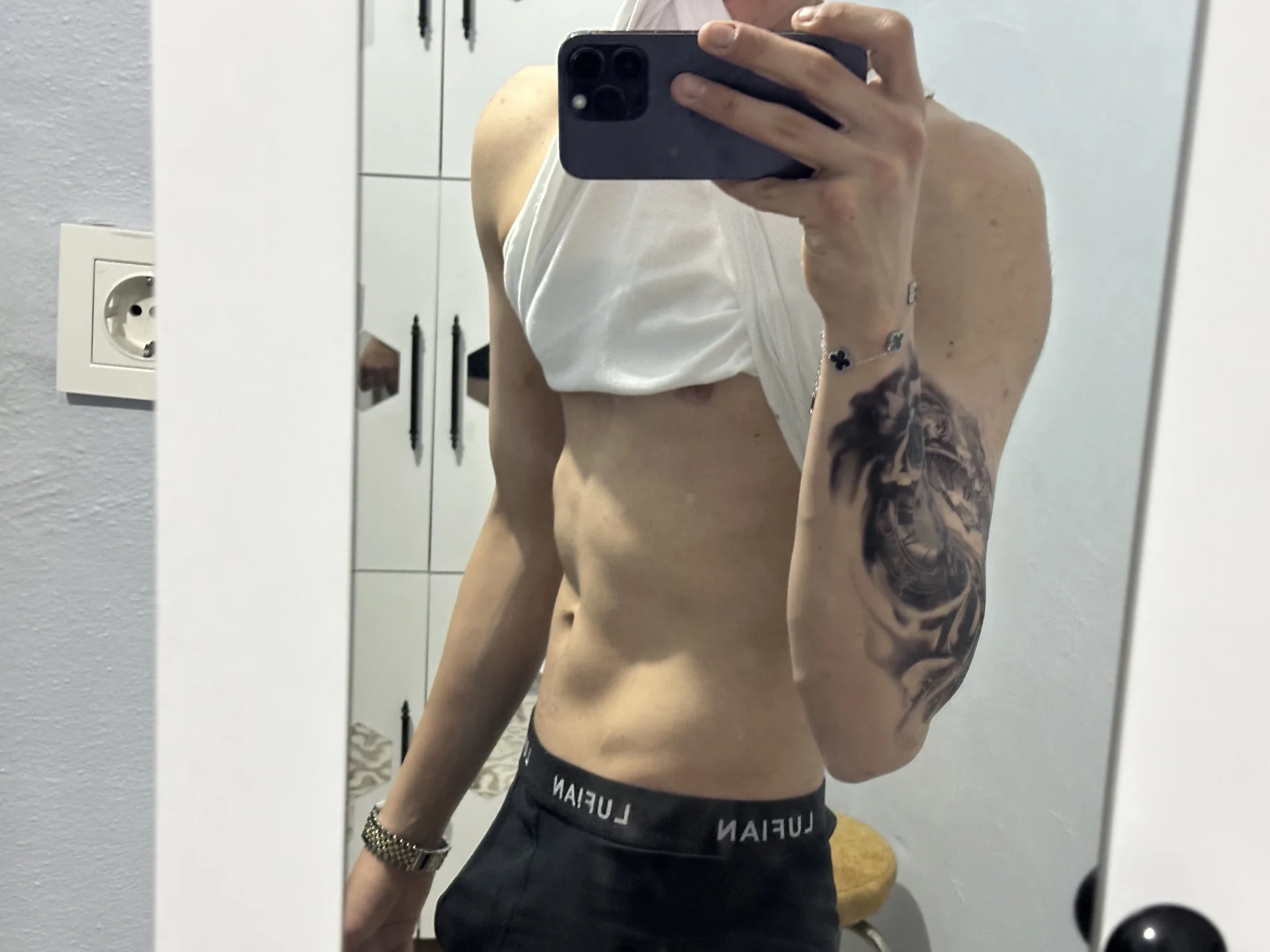 XXX Porn Photo of Nude Ozgurcx 2