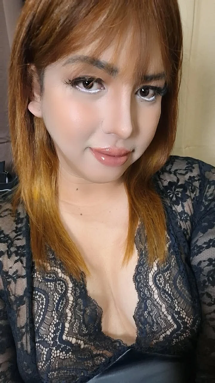 XXX Porn Photo of Nude MASSIVEBONERmichaela 4