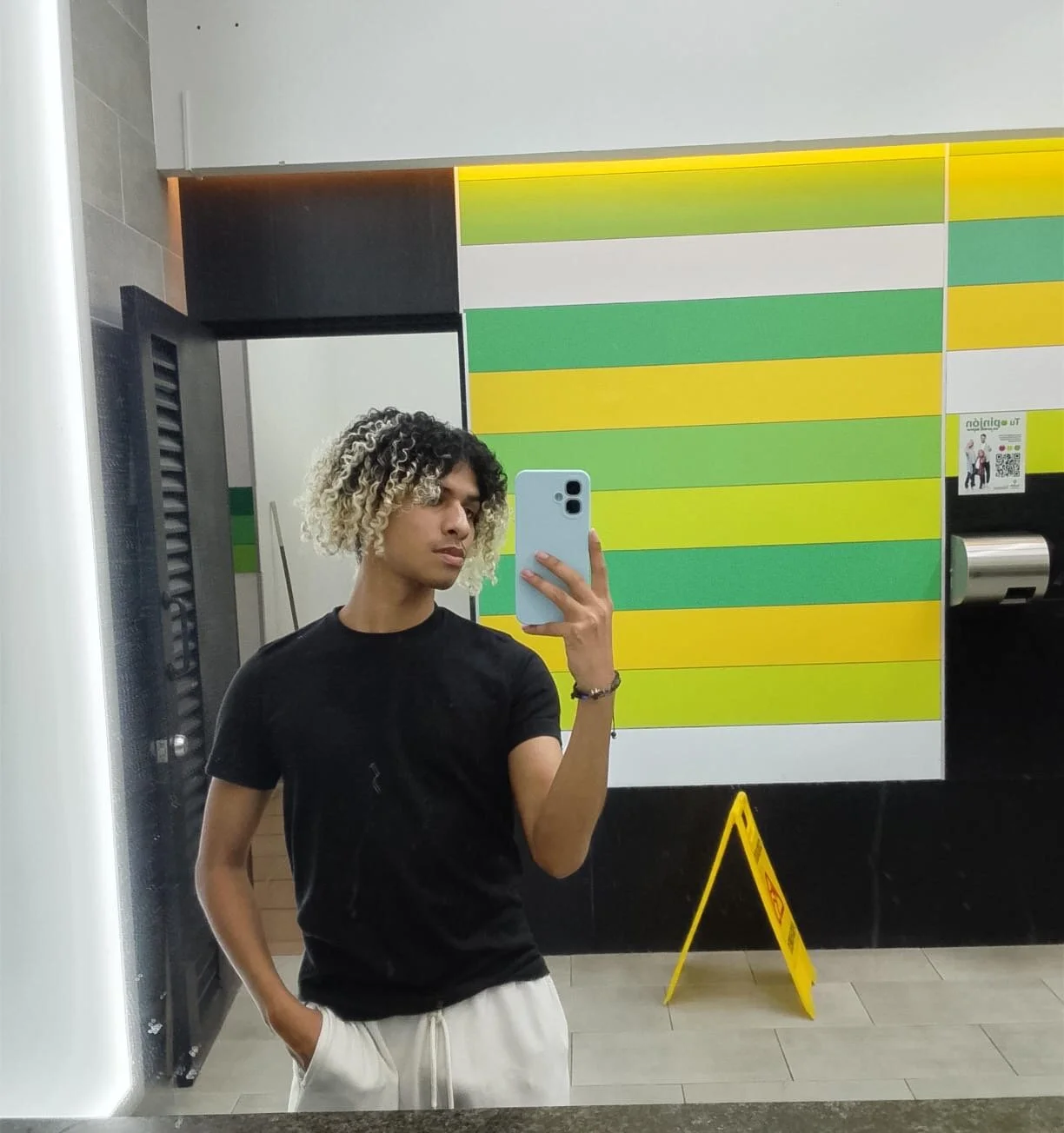 XXX Porn Photo of Nude Vic_cooper 2
