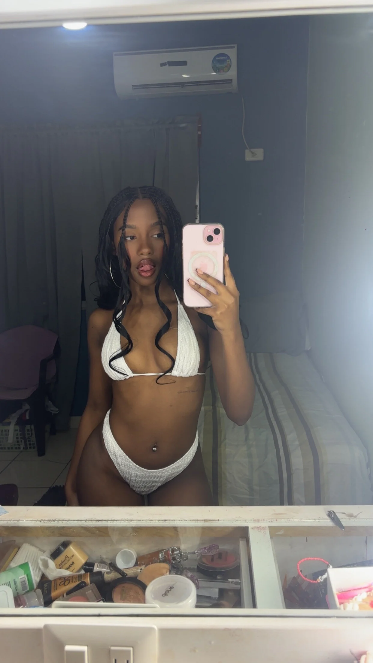XXX Porn Photo of Nude blackkPetitte 31