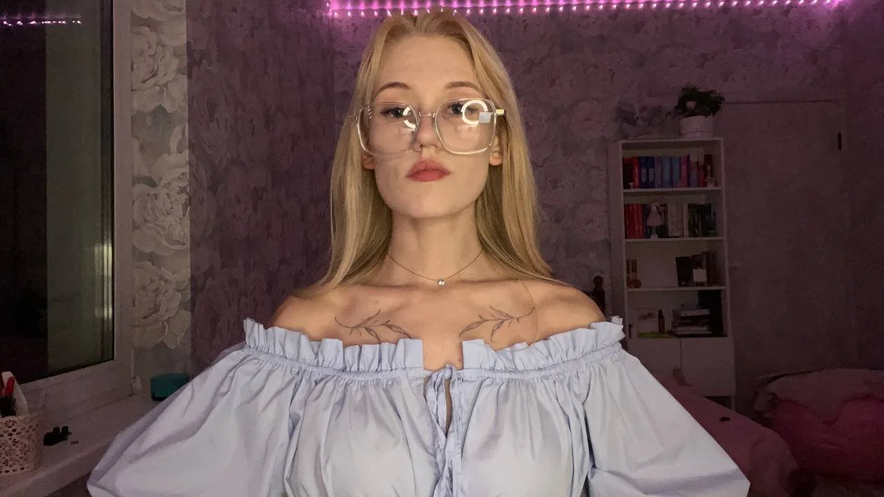 XXX Porn Photo of Nude Ketris_Drewerses 18