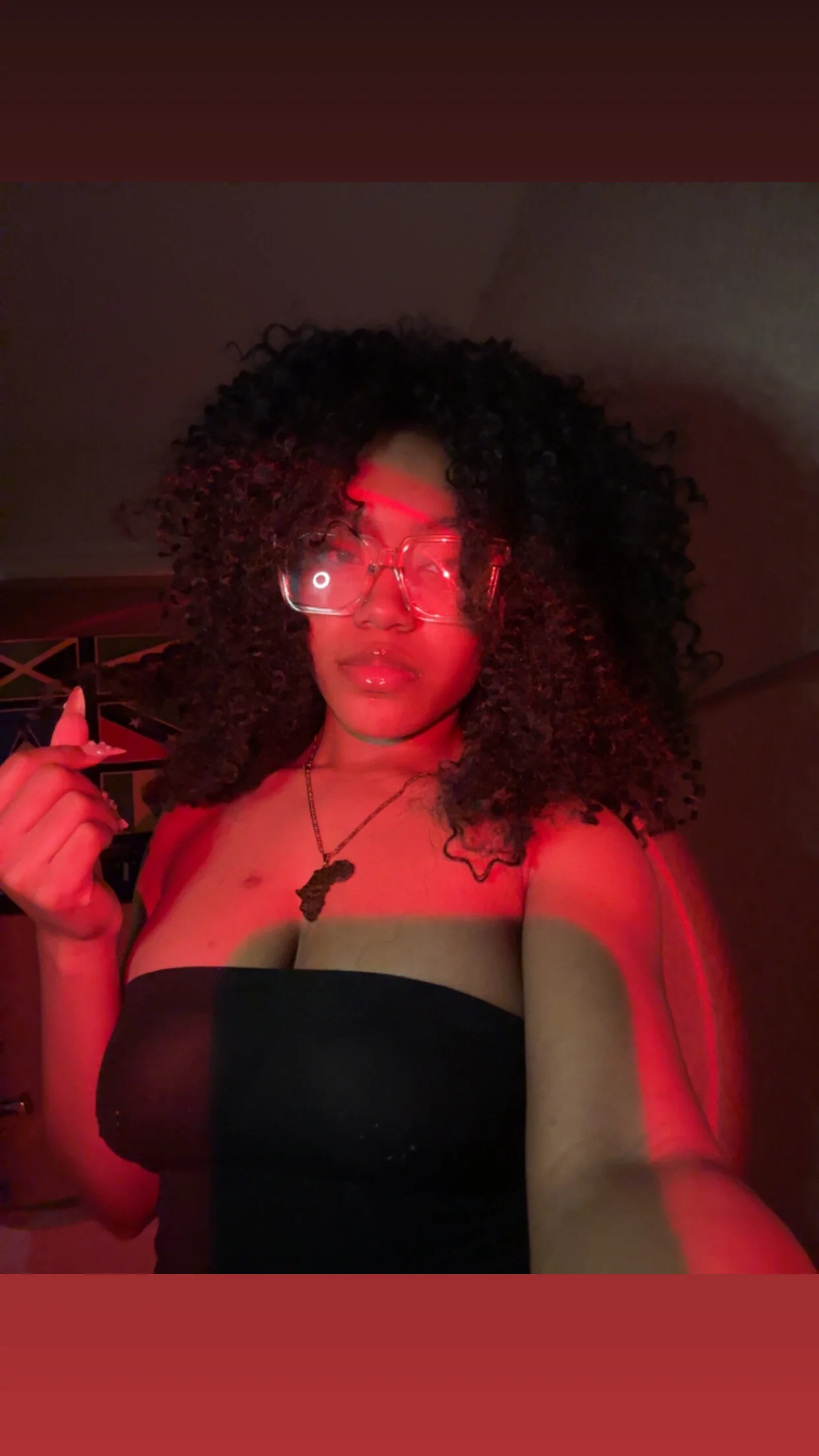 XXX Porn Photo of Nude lifeoftt_19xx 37