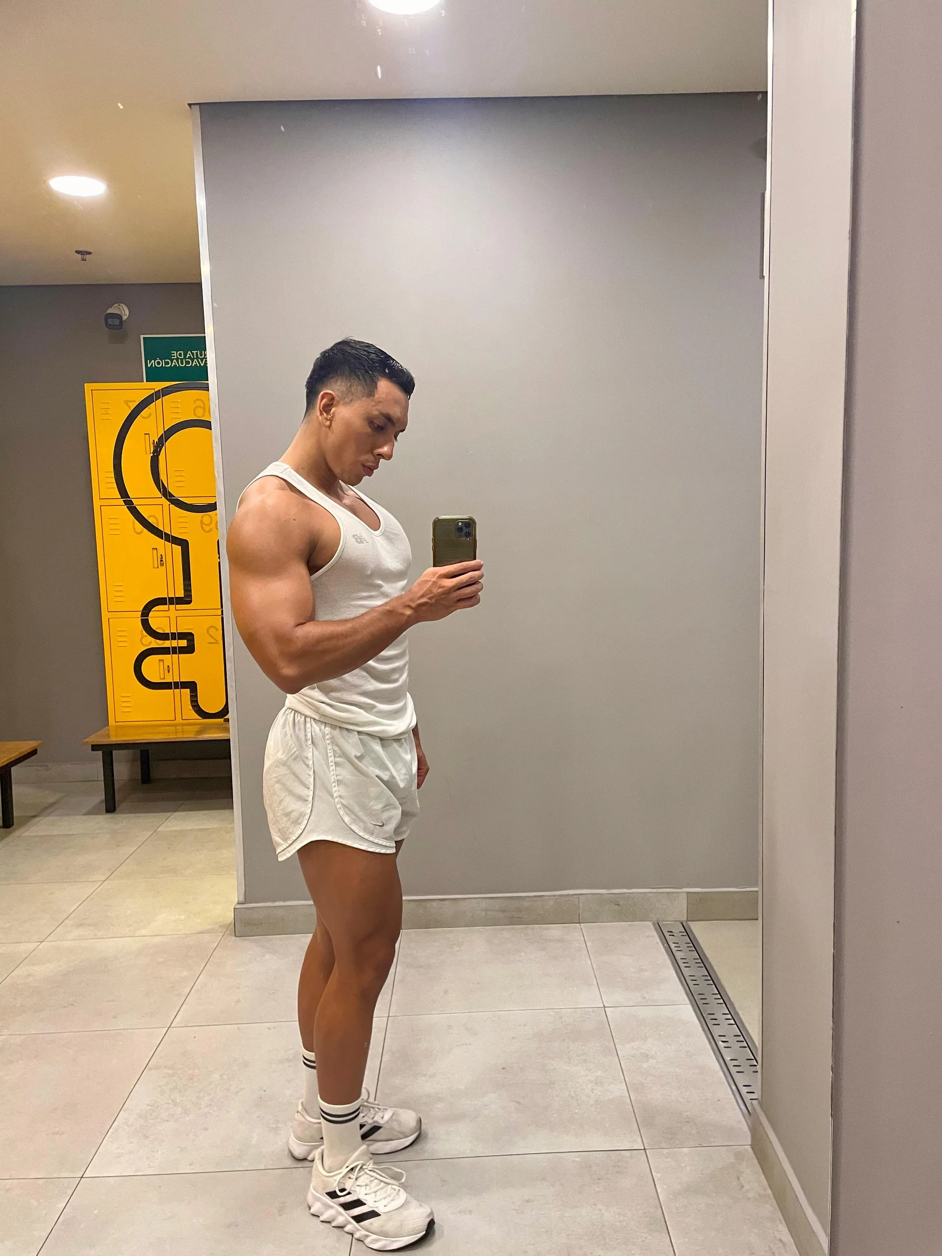 XXX Porn Photo of Nude Lucio__Fox 45