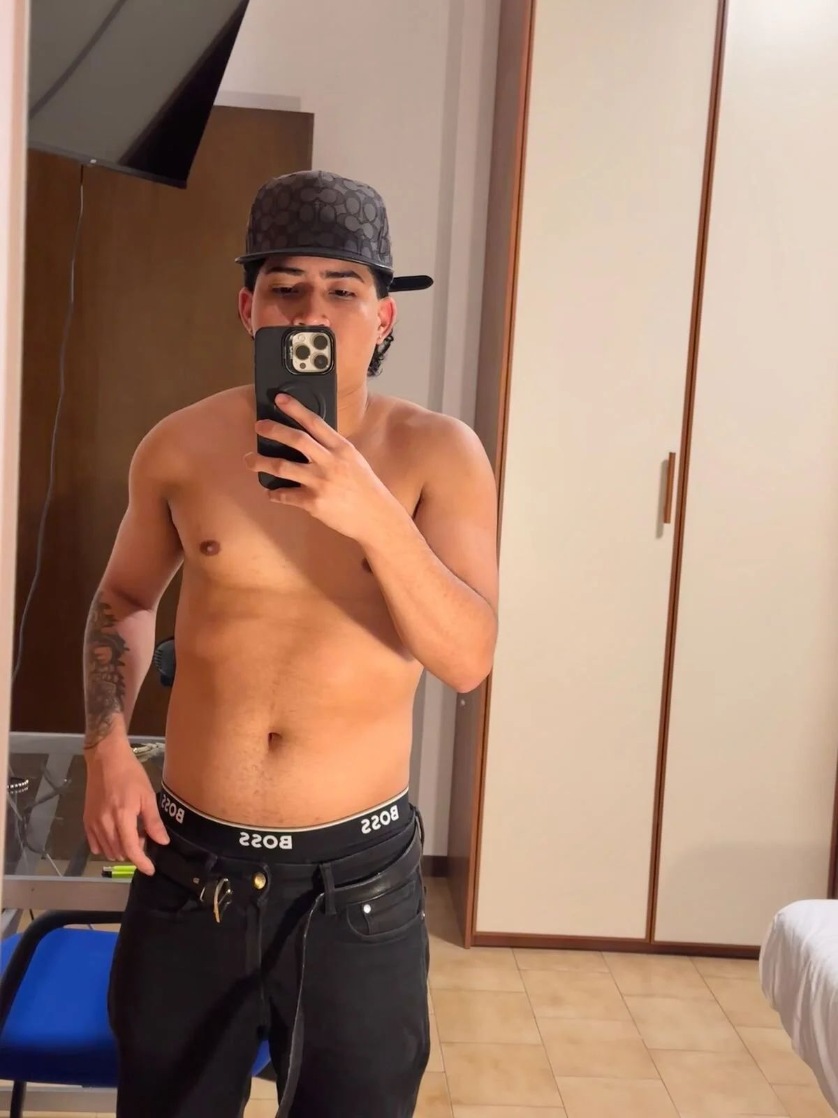 XXX Porn Photo of Nude Jeipy_noah 5